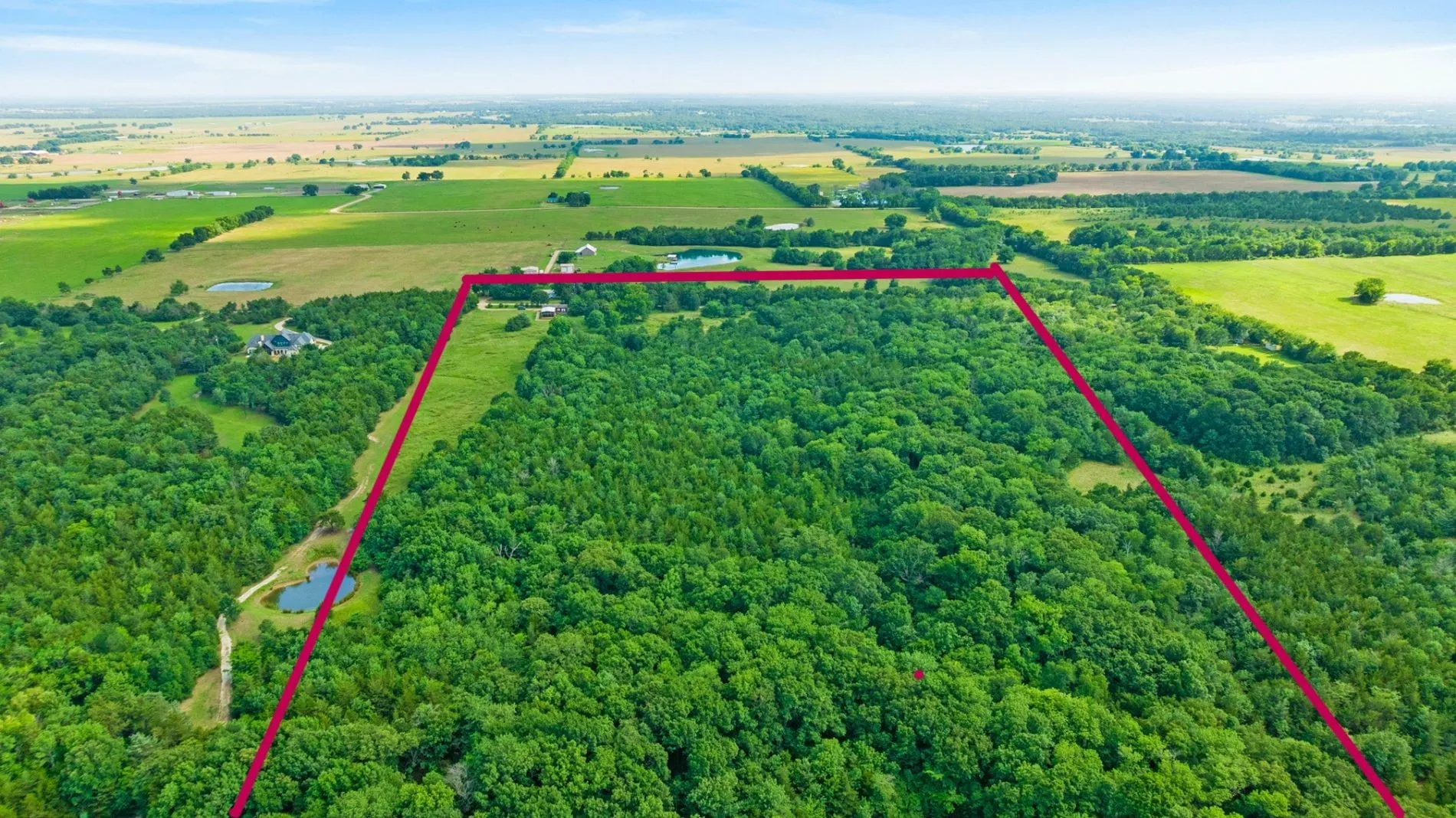 Farm For Sale in Fannin County , 1101 County Road 2810, Honey Grove, Texas 75446, 3 Bedroom, 3 Bathroom, Garage spaces, 2,060 Sqft, built in 2007, mls#21317071, Real Estate Agent in Honey Grove, Homes For Sale in Fannin county, Homes For Sale in Honey Grove, Realtor in Honey Grove Texas, Real Estate Brokerage Independent Realty Texas, Luminita Cordes Realtor