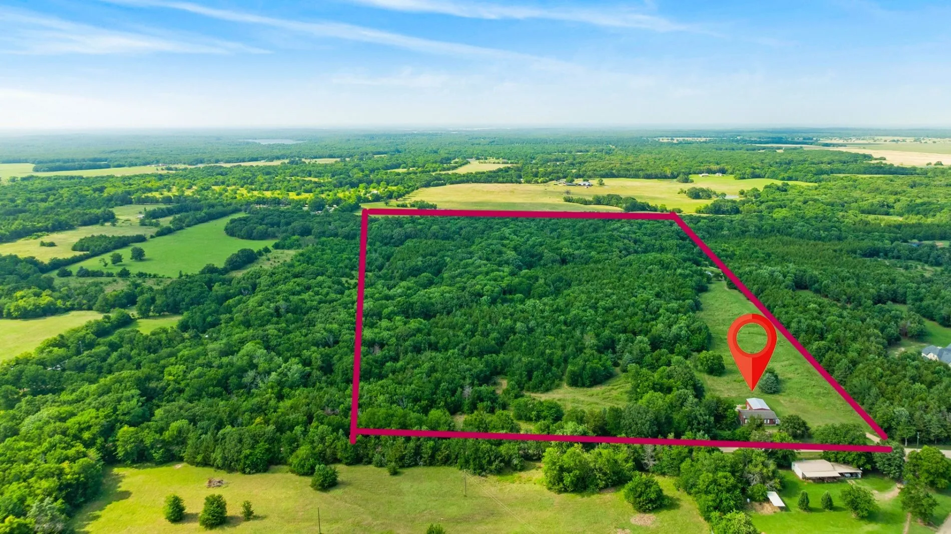 Farm For Sale in Fannin County , 1101 County Road 2810, Honey Grove, Texas 75446, 3 Bedroom, 3 Bathroom, Garage spaces, 2,060 Sqft, built in 2007, mls#21317071, Real Estate Agent in Honey Grove, Homes For Sale in Fannin county, Homes For Sale in Honey Grove, Realtor in Honey Grove Texas, Real Estate Brokerage Independent Realty Texas, Luminita Cordes Realtor
