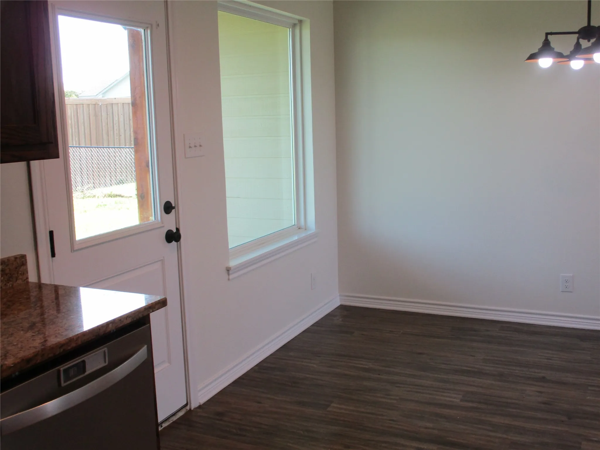 Single Family Residence For Sale in Rains County , 117 Mill Street, Emory, Texas 75440, 3 Bedrooms, 2 Bathrooms, 2 Garage spaces, 1,479 Sqft, built in 2021, Price $329,000, mls#21318322, Real Estate Agent in Emory, Homes For Sale in Rains county, Homes For Sale in Emory, Realtor in Emory Texas, Real Estate Brokerage Independent Realty Texas, Luminita Cordes Realtor