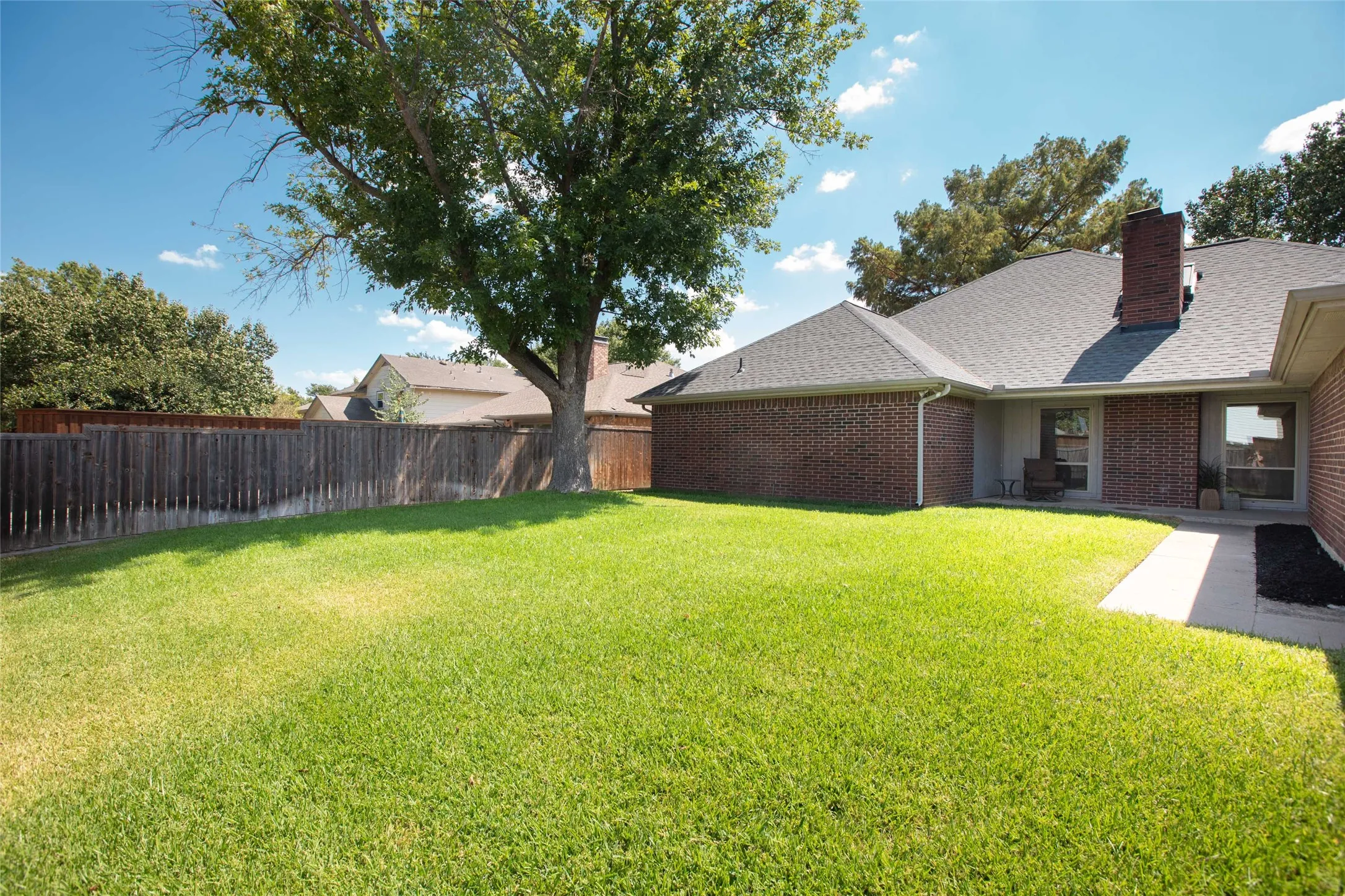 Single Family Residence For Sale in Dallas County , 612 Shadowcrest Lane, Coppell, Texas 75019, 3 Bedroom, 2 Bathroom, 2 Garage spaces, 2,073 Sqft, built in 1984, mls#21317712, Real Estate Agent in Coppell, Homes For Sale in Dallas county, Homes For Sale in Coppell, Realtor in Coppell Texas, Real Estate Brokerage Independent Realty Texas, Luminita Cordes Realtor