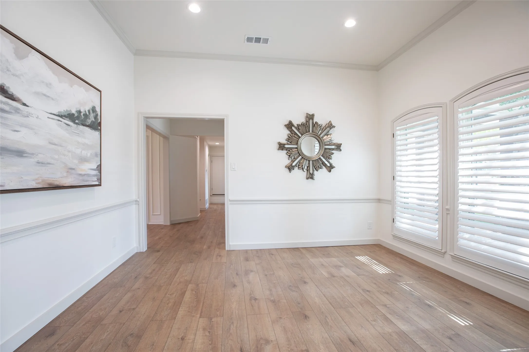 Single Family Residence For Sale in Dallas County , 612 Shadowcrest Lane, Coppell, Texas 75019, 3 Bedroom, 2 Bathroom, 2 Garage spaces, 2,073 Sqft, built in 1984, mls#21317712, Real Estate Agent in Coppell, Homes For Sale in Dallas county, Homes For Sale in Coppell, Realtor in Coppell Texas, Real Estate Brokerage Independent Realty Texas, Luminita Cordes Realtor