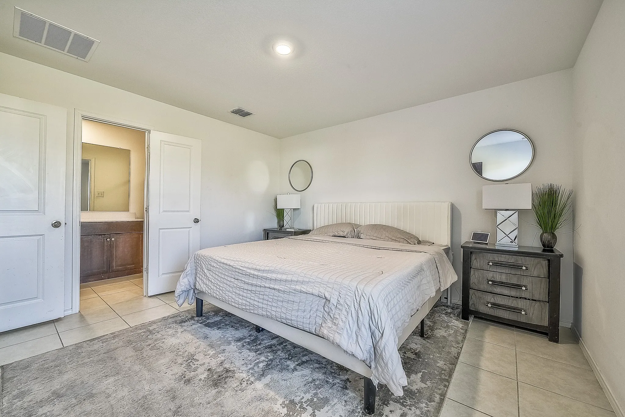 Single Family Residence For Rent in Denton County , 336 Dry Canyon Way, Fort Worth, Texas 76052, 3 Bedroom, 2 Bathroom, 2 Garage spaces, 1,268 Sqft, built in 2022, mls#21318149, Real Estate Agent in Fort Worth, Homes For Rent in Denton county, Homes For Rent in Fort Worth, Realtor in Fort Worth Texas, Real Estate Brokerage Independent Realty Texas, Luminita Cordes Realtor