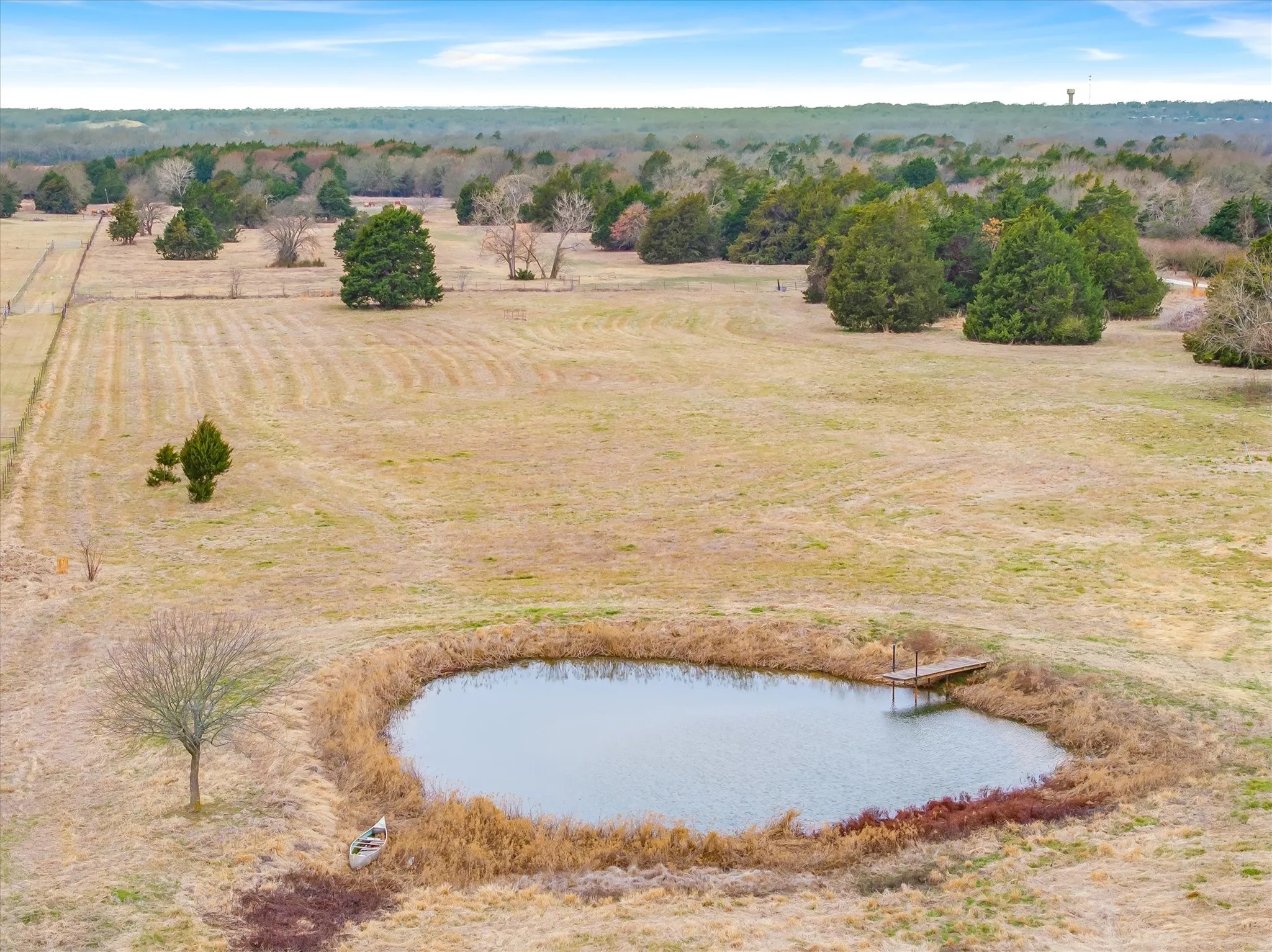 Single Family Residence For Sale in Kaufman County , 9111 County Road 313, Terrell, Texas 75161, 3 Bedroom, 2 Bathroom, 2 Garage spaces, 2,764 Sqft, built in 2011, mls#21318249, Real Estate Agent in Terrell, Homes For Sale in Kaufman county, Homes For Sale in Terrell, Realtor in Terrell Texas, Real Estate Brokerage Independent Realty Texas, Luminita Cordes Realtor