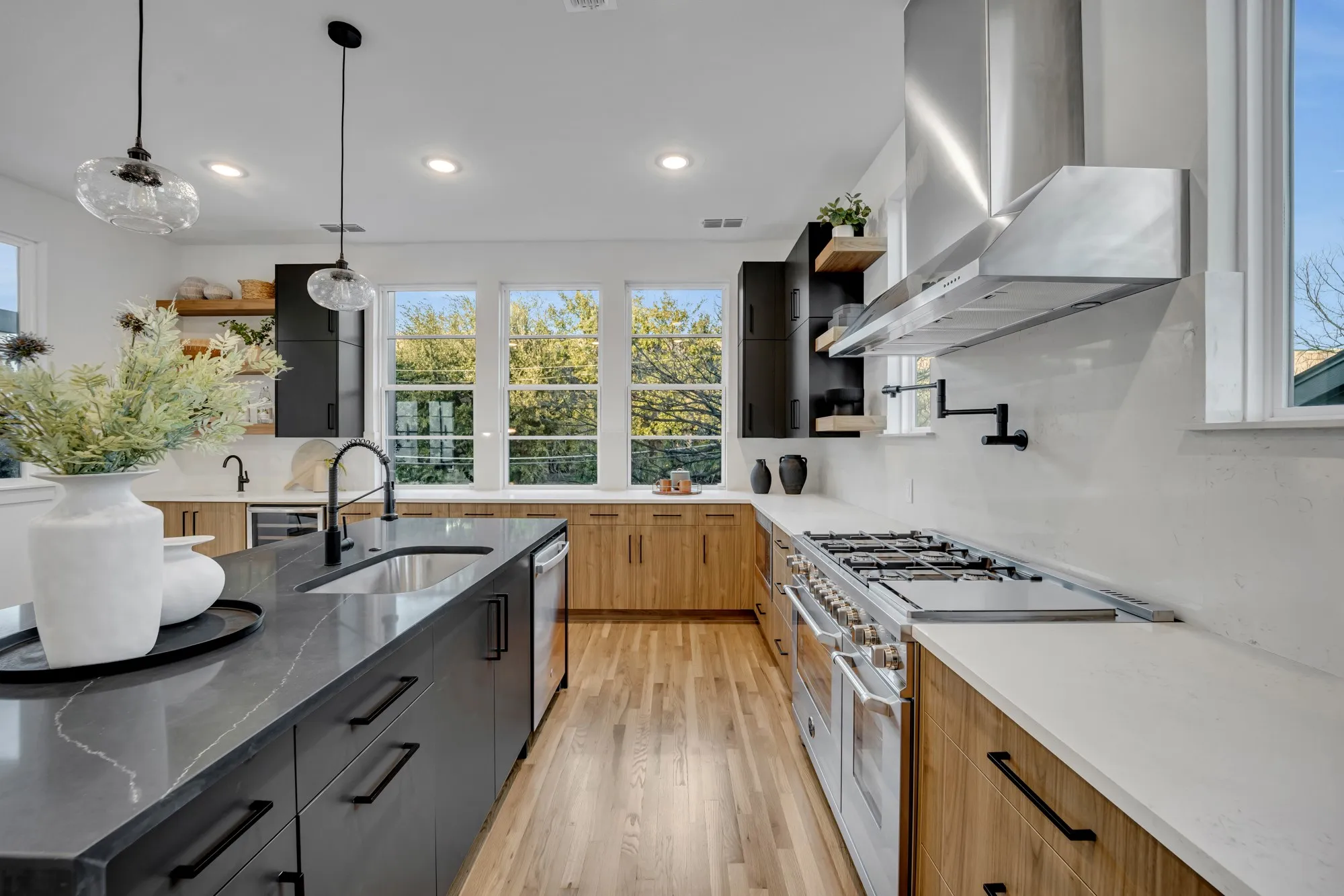Single Family Residence For Sale in Dallas County , 1512 Villars Street, Dallas, Texas 75204, 4 Bedroom, 3 Bathroom, 2 Garage spaces, 2,952 Sqft, built in 2026, mls#21318305, Real Estate Agent in Dallas, Homes For Sale in Dallas county, Homes For Sale in Dallas, Realtor in Dallas Texas, Real Estate Brokerage Independent Realty Texas, Luminita Cordes Realtor
