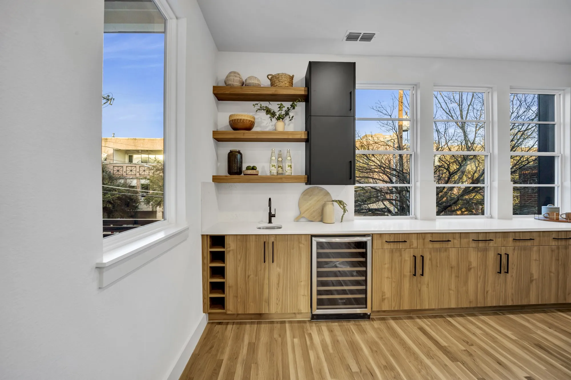 Single Family Residence For Sale in Dallas County , 1512 Villars Street, Dallas, Texas 75204, 4 Bedroom, 3 Bathroom, 2 Garage spaces, 2,952 Sqft, built in 2026, mls#21318305, Real Estate Agent in Dallas, Homes For Sale in Dallas county, Homes For Sale in Dallas, Realtor in Dallas Texas, Real Estate Brokerage Independent Realty Texas, Luminita Cordes Realtor