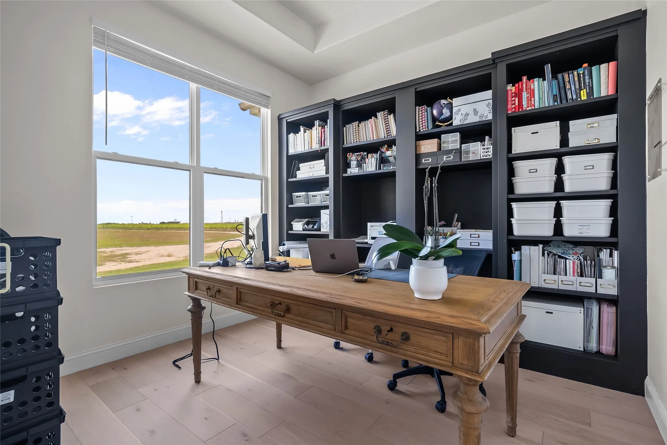 Farm For Sale in Ellis County , 850 Cooke Road, Ennis, Texas 75119, 4 Bedroom, 3 Bathroom, 2 Garage spaces, 2,785 Sqft, built in 2023, mls#21316620, Real Estate Agent in Ennis, Homes For Sale in Ellis county, Homes For Sale in Ennis, Realtor in Ennis Texas, Real Estate Brokerage Independent Realty Texas, Luminita Cordes Realtor