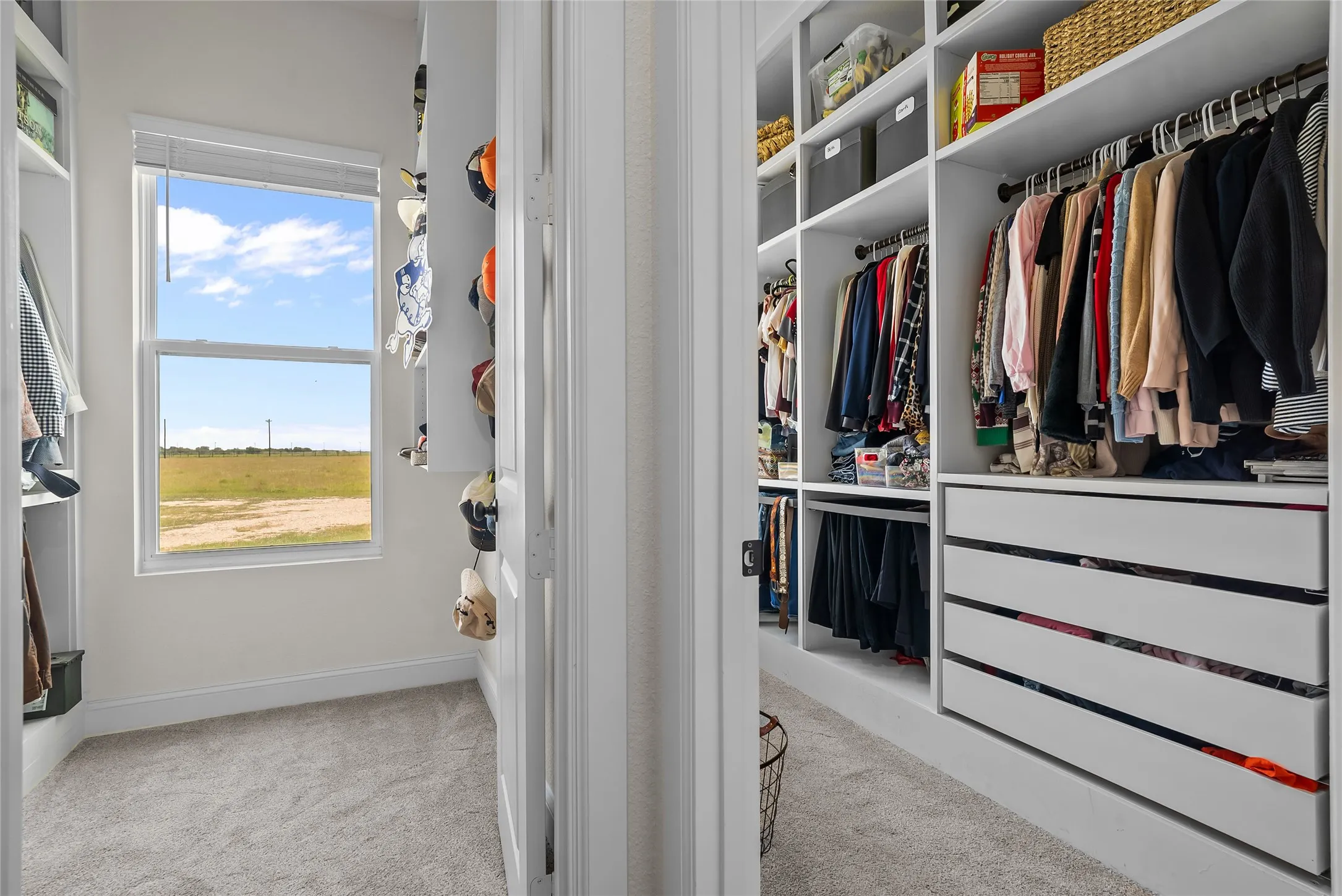 Farm For Sale in Ellis County , 850 Cooke Road, Ennis, Texas 75119, 4 Bedroom, 3 Bathroom, 2 Garage spaces, 2,785 Sqft, built in 2023, mls#21316620, Real Estate Agent in Ennis, Homes For Sale in Ellis county, Homes For Sale in Ennis, Realtor in Ennis Texas, Real Estate Brokerage Independent Realty Texas, Luminita Cordes Realtor