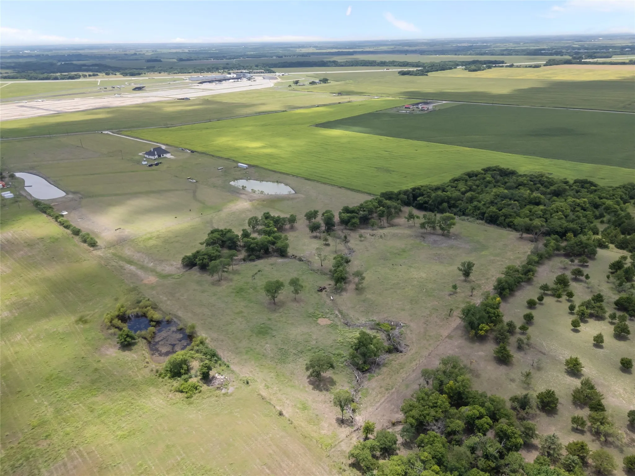 Farm For Sale in Ellis County , 850 Cooke Road, Ennis, Texas 75119, 4 Bedroom, 3 Bathroom, 2 Garage spaces, 2,785 Sqft, built in 2023, mls#21316620, Real Estate Agent in Ennis, Homes For Sale in Ellis county, Homes For Sale in Ennis, Realtor in Ennis Texas, Real Estate Brokerage Independent Realty Texas, Luminita Cordes Realtor