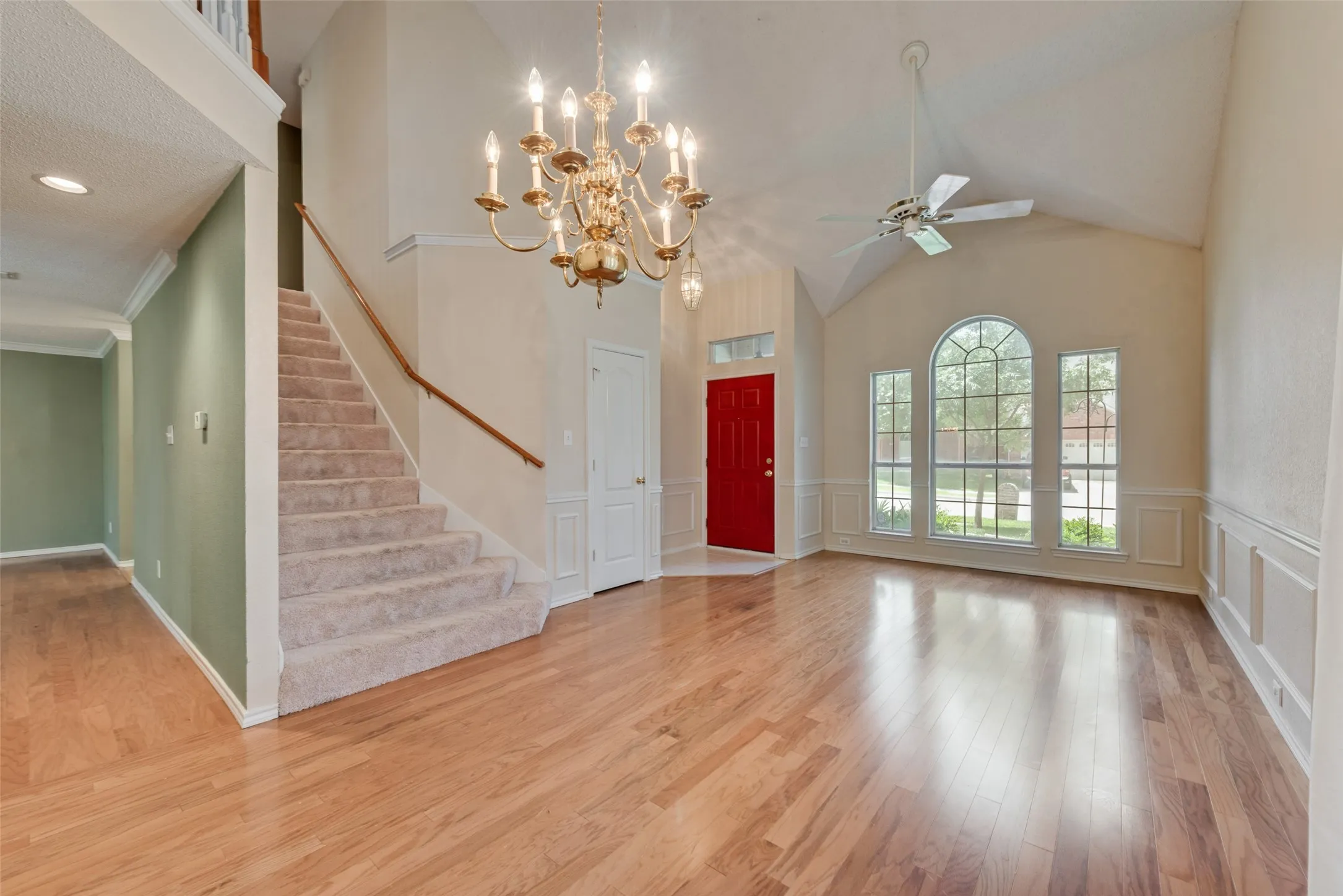 Single Family Residence For Sale in Denton County , 1936 Robin Lane, Flower Mound, Texas 75028, 3 Bedroom, 2 Bathroom, 2 Garage spaces, 1,920 Sqft, built in 1993, mls#21315251, Real Estate Agent in Flower Mound, Homes For Sale in Denton county, Homes For Sale in Flower Mound, Realtor in Flower Mound Texas, Real Estate Brokerage Independent Realty Texas, Luminita Cordes Realtor