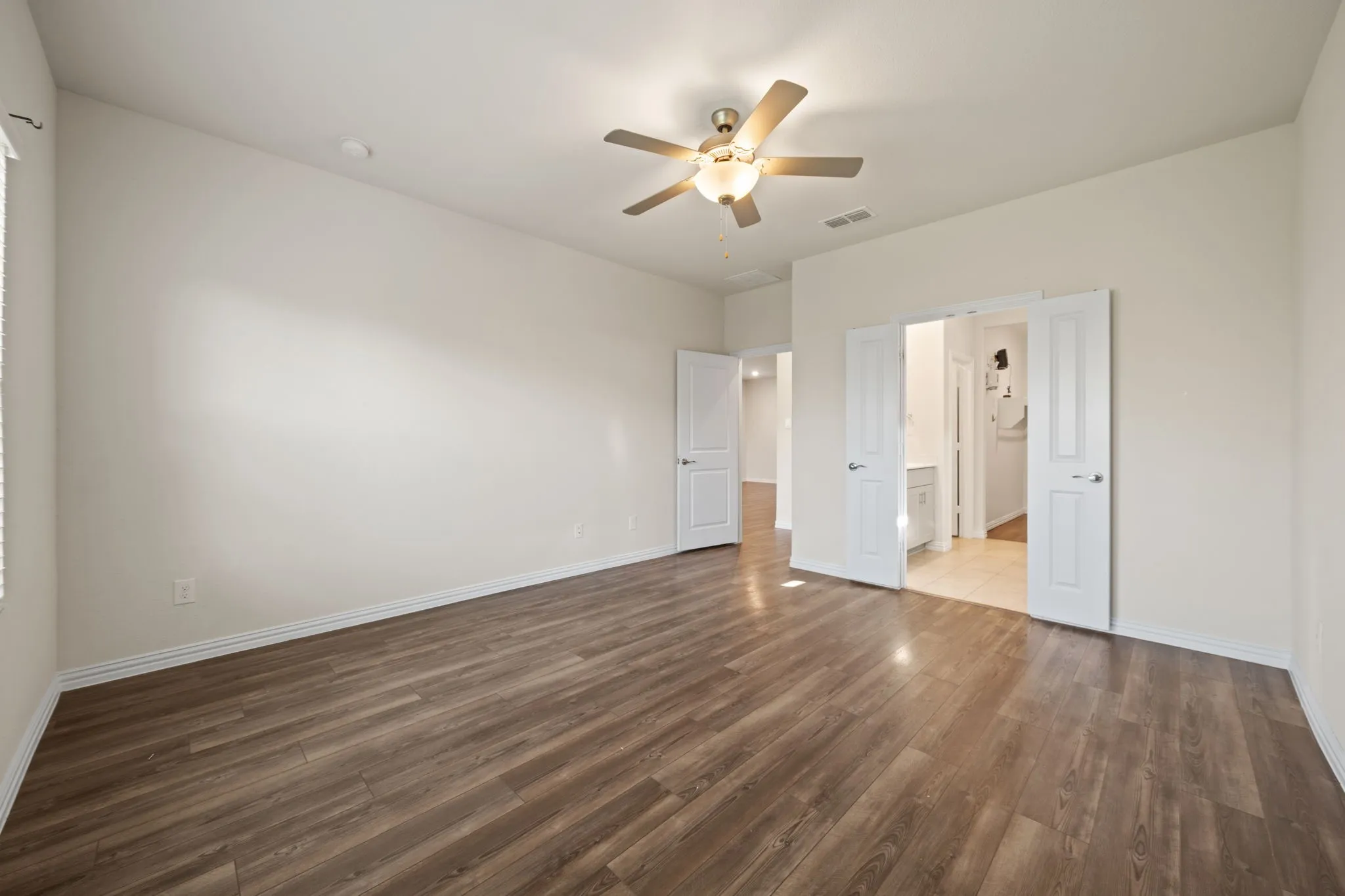 Single Family Residence For Sale in Collin County , 208 Mountain Meadow Lane, Princeton, Texas 75071, 4 Bedroom, 3 Bathroom, 2 Garage spaces, 2,337 Sqft, built in 2022, mls#21314877, Real Estate Agent in Princeton, Homes For Sale in Collin county, Homes For Sale in Princeton, Realtor in Princeton Texas, Real Estate Brokerage Independent Realty Texas, Luminita Cordes Realtor