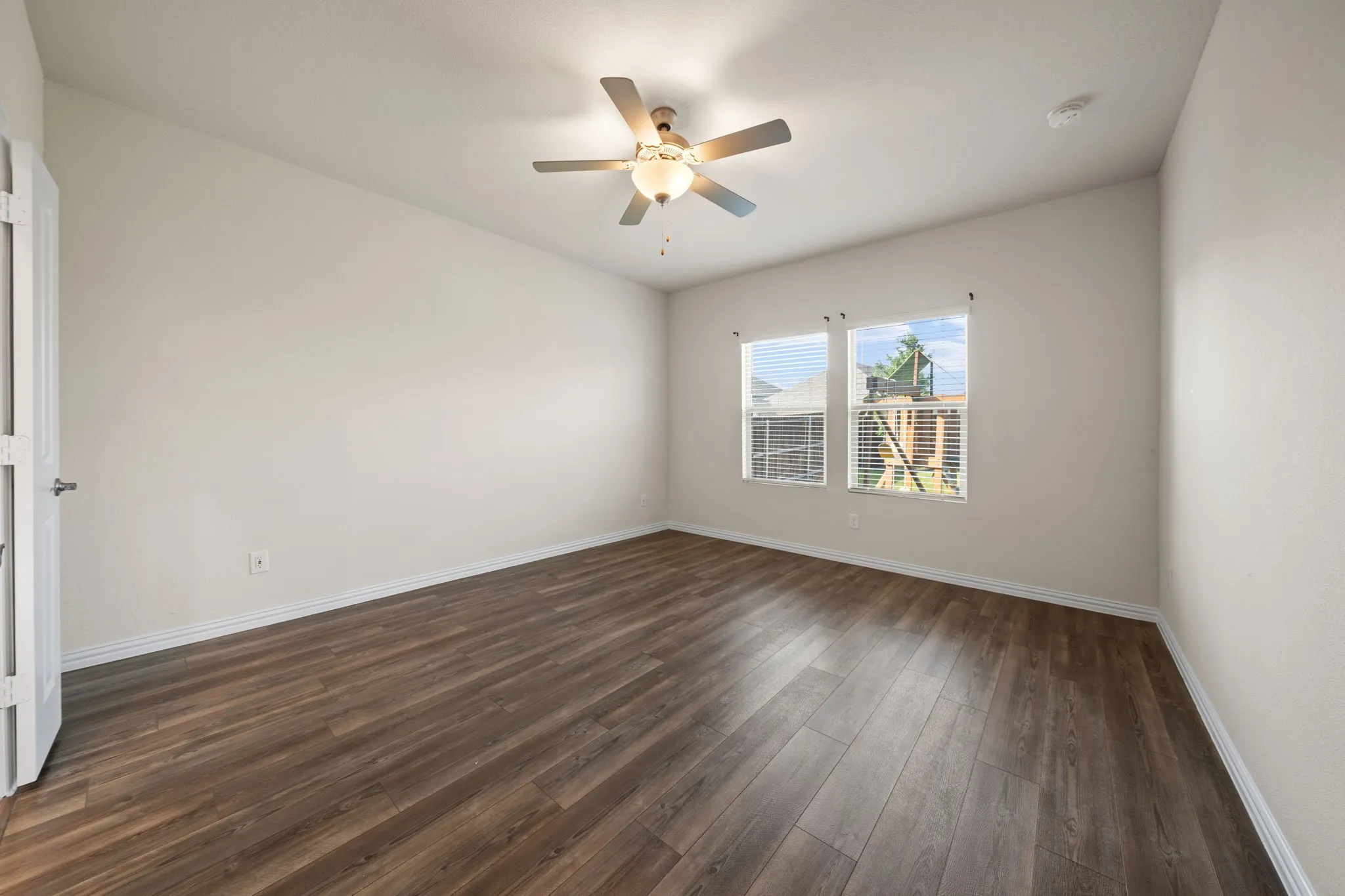 Single Family Residence For Sale in Collin County , 208 Mountain Meadow Lane, Princeton, Texas 75071, 4 Bedroom, 3 Bathroom, 2 Garage spaces, 2,337 Sqft, built in 2022, mls#21314877, Real Estate Agent in Princeton, Homes For Sale in Collin county, Homes For Sale in Princeton, Realtor in Princeton Texas, Real Estate Brokerage Independent Realty Texas, Luminita Cordes Realtor