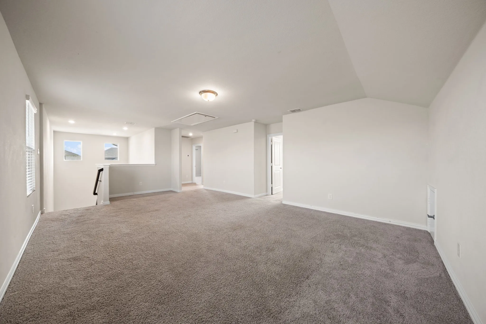 Single Family Residence For Sale in Collin County , 208 Mountain Meadow Lane, Princeton, Texas 75071, 4 Bedroom, 3 Bathroom, 2 Garage spaces, 2,337 Sqft, built in 2022, mls#21314877, Real Estate Agent in Princeton, Homes For Sale in Collin county, Homes For Sale in Princeton, Realtor in Princeton Texas, Real Estate Brokerage Independent Realty Texas, Luminita Cordes Realtor