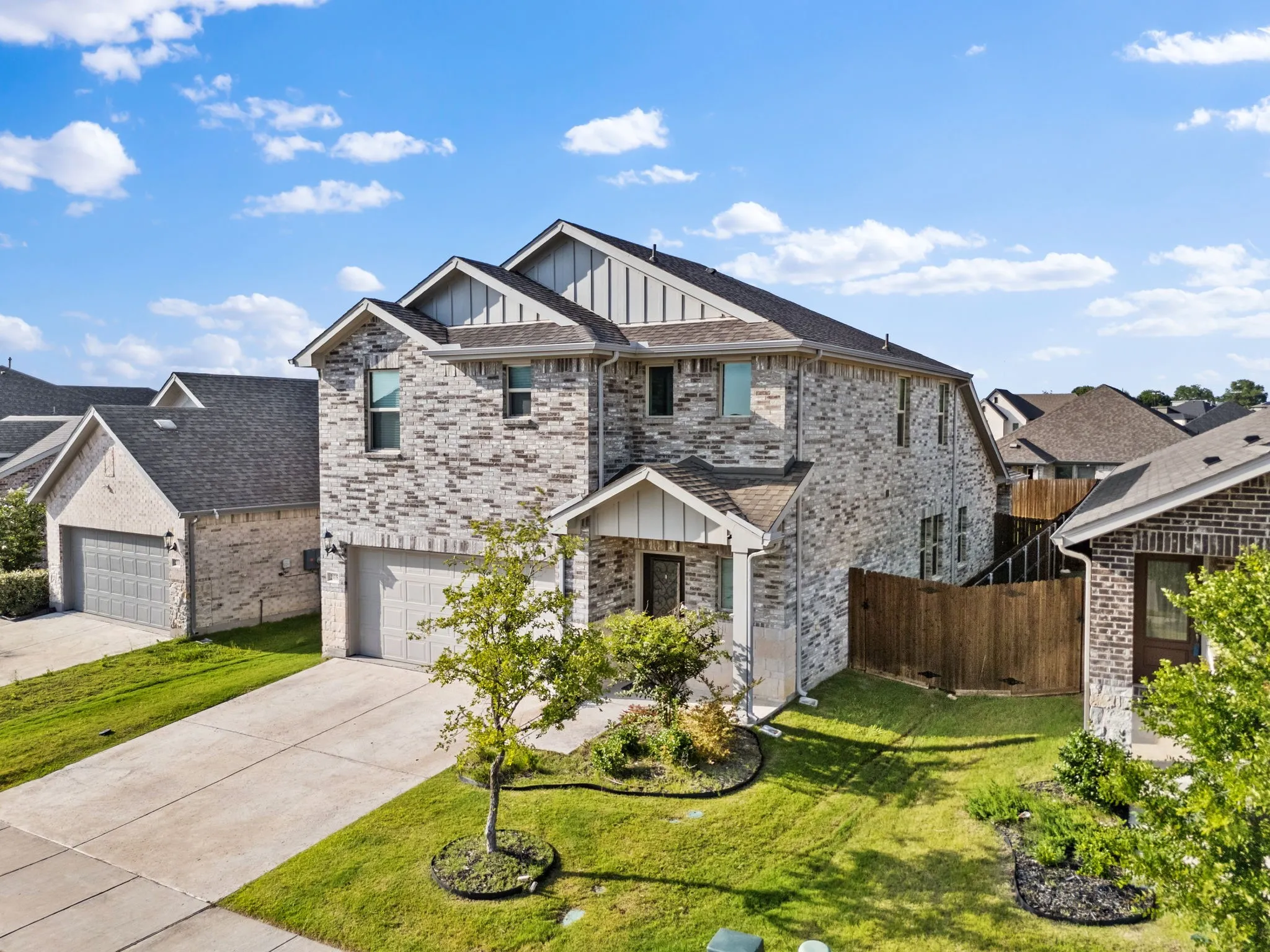 Single Family Residence For Sale in Collin County , 208 Mountain Meadow Lane, Princeton, Texas 75071, 4 Bedroom, 3 Bathroom, 2 Garage spaces, 2,337 Sqft, built in 2022, mls#21314877, Real Estate Agent in Princeton, Homes For Sale in Collin county, Homes For Sale in Princeton, Realtor in Princeton Texas, Real Estate Brokerage Independent Realty Texas, Luminita Cordes Realtor