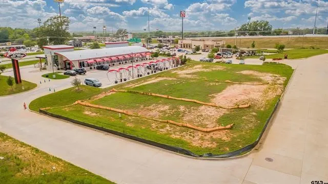Unimproved Land For Sale in Smith County , 8407 Military Drive, Tyler, Texas 75706, 0, 0, Garage spaces, 0 Sqft, built in 0, mls#21318390, Real Estate Agent in Tyler, Homes For Sale in Smith county, Homes For Sale in Tyler, Realtor in Tyler Texas, Real Estate Brokerage Independent Realty Texas, Luminita Cordes Realtor