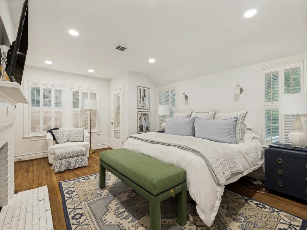 Improved Land For Sale in Dallas County , 3860 Mockingbird Lane, Highland Park, Texas 75205, 0, 0, Garage spaces, 0 Sqft, built in 1922, mls#21318392, Real Estate Agent in Highland Park, Homes For Sale in Dallas county, Homes For Sale in Highland Park, Realtor in Highland Park Texas, Real Estate Brokerage Independent Realty Texas, Luminita Cordes Realtor