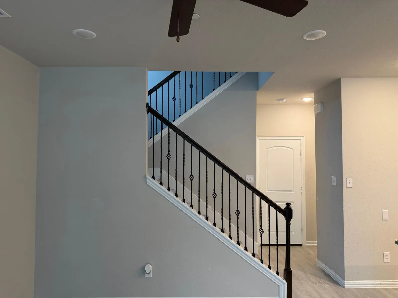 Townhouse For Rent in Dallas County , 2940 Bluets Drive, Mesquite, Texas 75150, 3 Bedroom, 3 Bathroom, 2 Garage spaces, 1,722 Sqft, built in 2022, mls#21317248, Real Estate Agent in Mesquite, Homes For Rent in Dallas county, Homes For Rent in Mesquite, Realtor in Mesquite Texas, Real Estate Brokerage Independent Realty Texas, Luminita Cordes Realtor