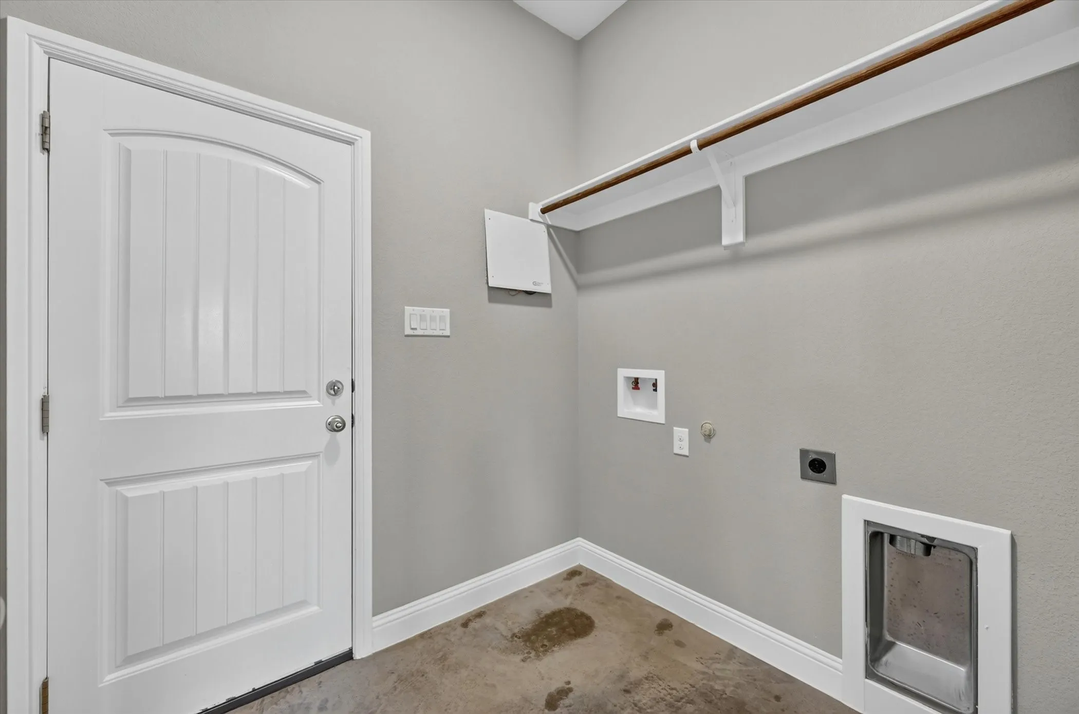 Single Family Residence For Sale in Johnson County , 218 Rees Avenue, Godley, Texas 76044, 3 Bedroom, 2 Bathroom, 2 Garage spaces, 1,760 Sqft, built in 2020, mls#21316652, Real Estate Agent in Godley, Homes For Sale in Johnson county, Homes For Sale in Godley, Realtor in Godley Texas, Real Estate Brokerage Independent Realty Texas, Luminita Cordes Realtor