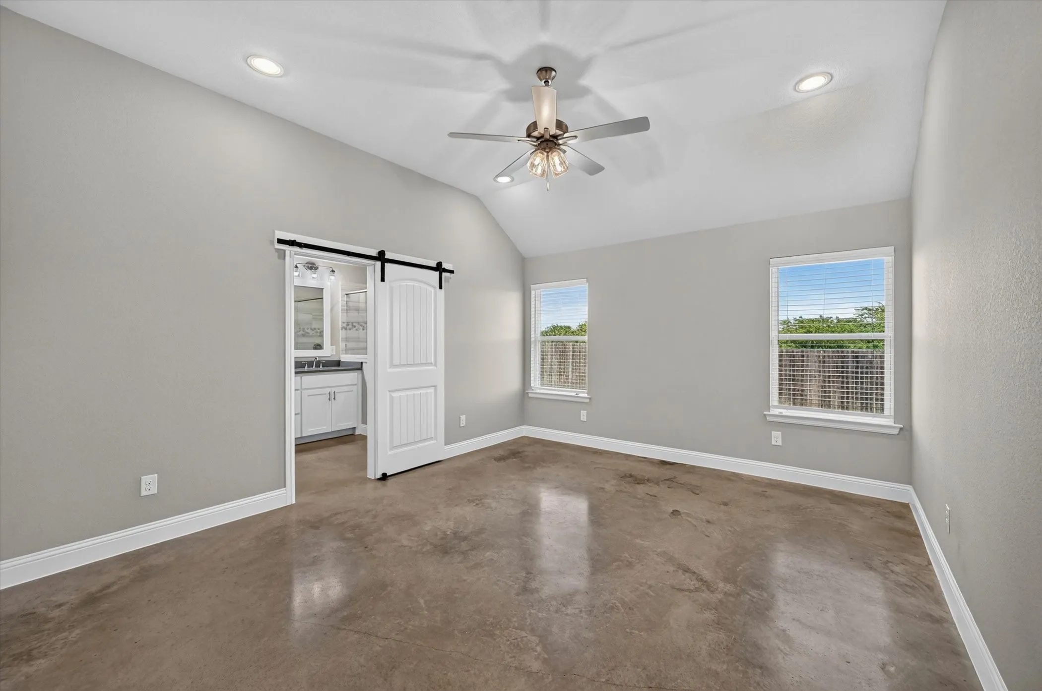 Single Family Residence For Sale in Johnson County , 218 Rees Avenue, Godley, Texas 76044, 3 Bedroom, 2 Bathroom, 2 Garage spaces, 1,760 Sqft, built in 2020, mls#21316652, Real Estate Agent in Godley, Homes For Sale in Johnson county, Homes For Sale in Godley, Realtor in Godley Texas, Real Estate Brokerage Independent Realty Texas, Luminita Cordes Realtor