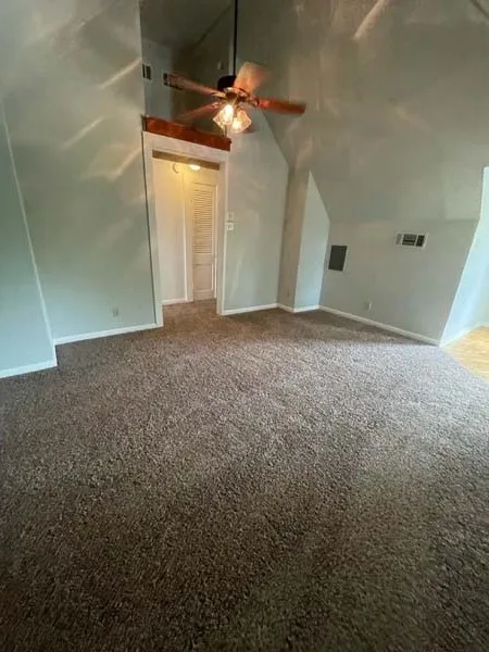 Single Family Residence For Sale in Ellis County , 700 N Dallas Street, Ennis, Texas 75119, 4 Bedroom, 3 Bathroom, Garage spaces, 1,797 Sqft, built in 1900, mls#21318404, Real Estate Agent in Ennis, Homes For Sale in Ellis county, Homes For Sale in Ennis, Realtor in Ennis Texas, Real Estate Brokerage Independent Realty Texas, Luminita Cordes Realtor