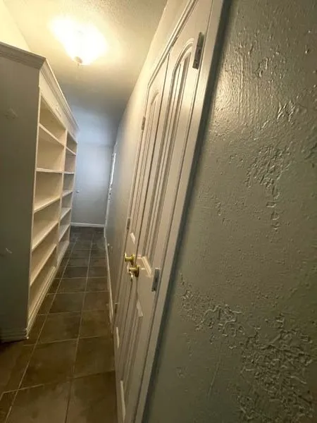 Single Family Residence For Sale in Ellis County , 700 N Dallas Street, Ennis, Texas 75119, 4 Bedroom, 3 Bathroom, Garage spaces, 1,797 Sqft, built in 1900, mls#21318404, Real Estate Agent in Ennis, Homes For Sale in Ellis county, Homes For Sale in Ennis, Realtor in Ennis Texas, Real Estate Brokerage Independent Realty Texas, Luminita Cordes Realtor