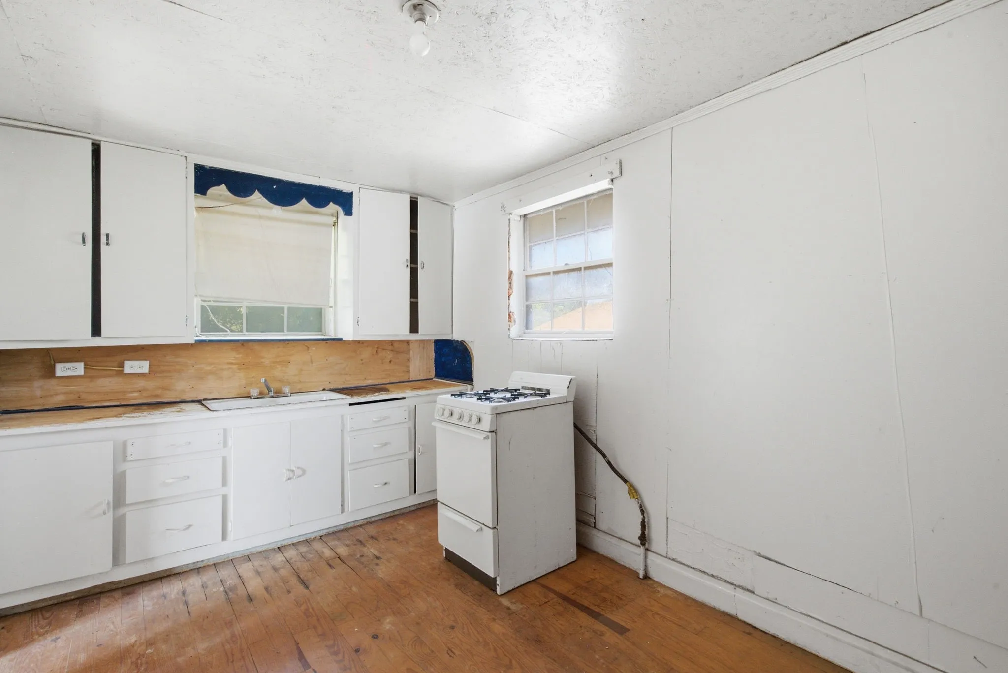 Apartment Kitchen
