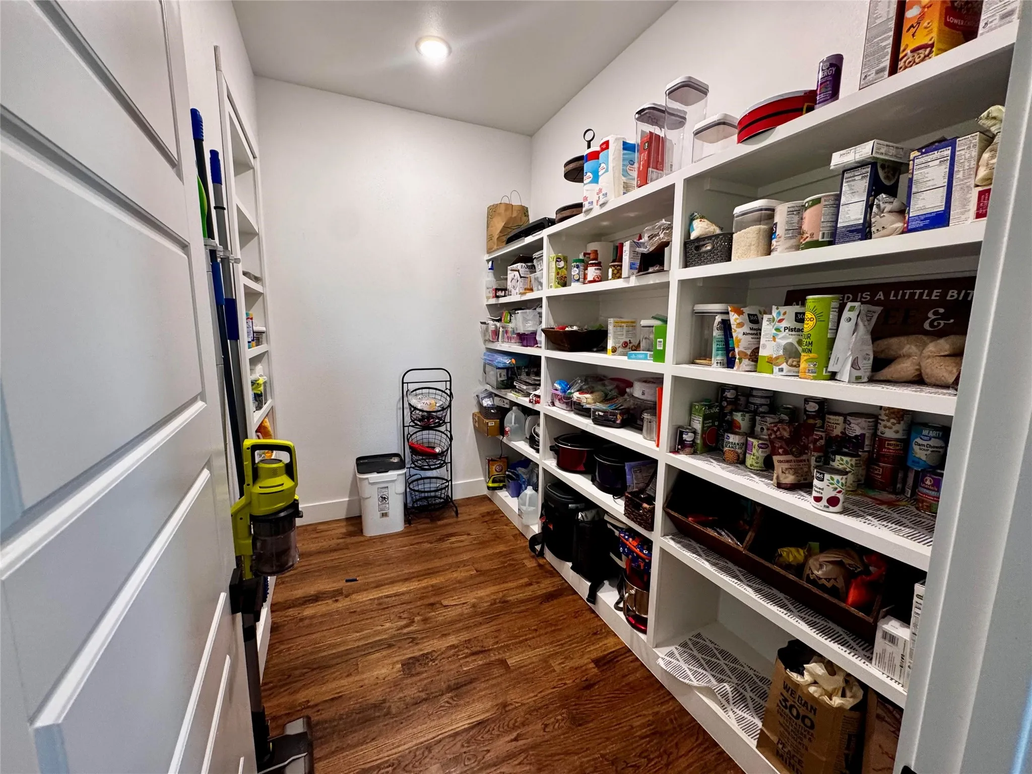 Single Family Residence For Sale in Tarrant County , 12301 Bella Sera Drive, Fort Worth, Texas 76126, 5 Bedroom, 6 Bathroom, 4 Garage spaces, 6,330 Sqft, built in 2023, mls#21318414, Real Estate Agent in Fort Worth, Homes For Sale in Tarrant county, Homes For Sale in Fort Worth, Realtor in Fort Worth Texas, Real Estate Brokerage Independent Realty Texas, Luminita Cordes Realtor