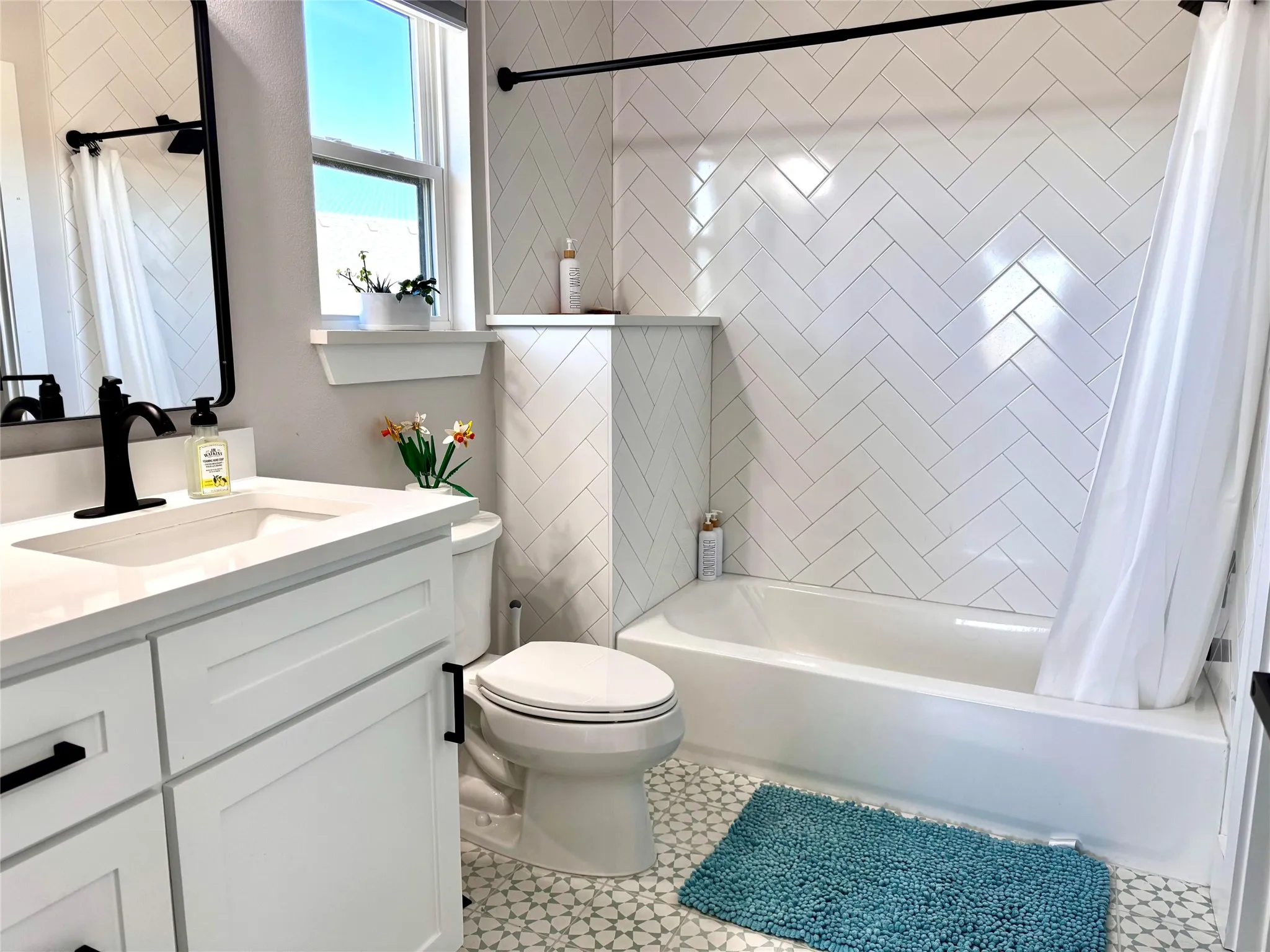 Single Family Residence For Sale in Tarrant County , 12301 Bella Sera Drive, Fort Worth, Texas 76126, 5 Bedroom, 6 Bathroom, 4 Garage spaces, 6,330 Sqft, built in 2023, mls#21318414, Real Estate Agent in Fort Worth, Homes For Sale in Tarrant county, Homes For Sale in Fort Worth, Realtor in Fort Worth Texas, Real Estate Brokerage Independent Realty Texas, Luminita Cordes Realtor