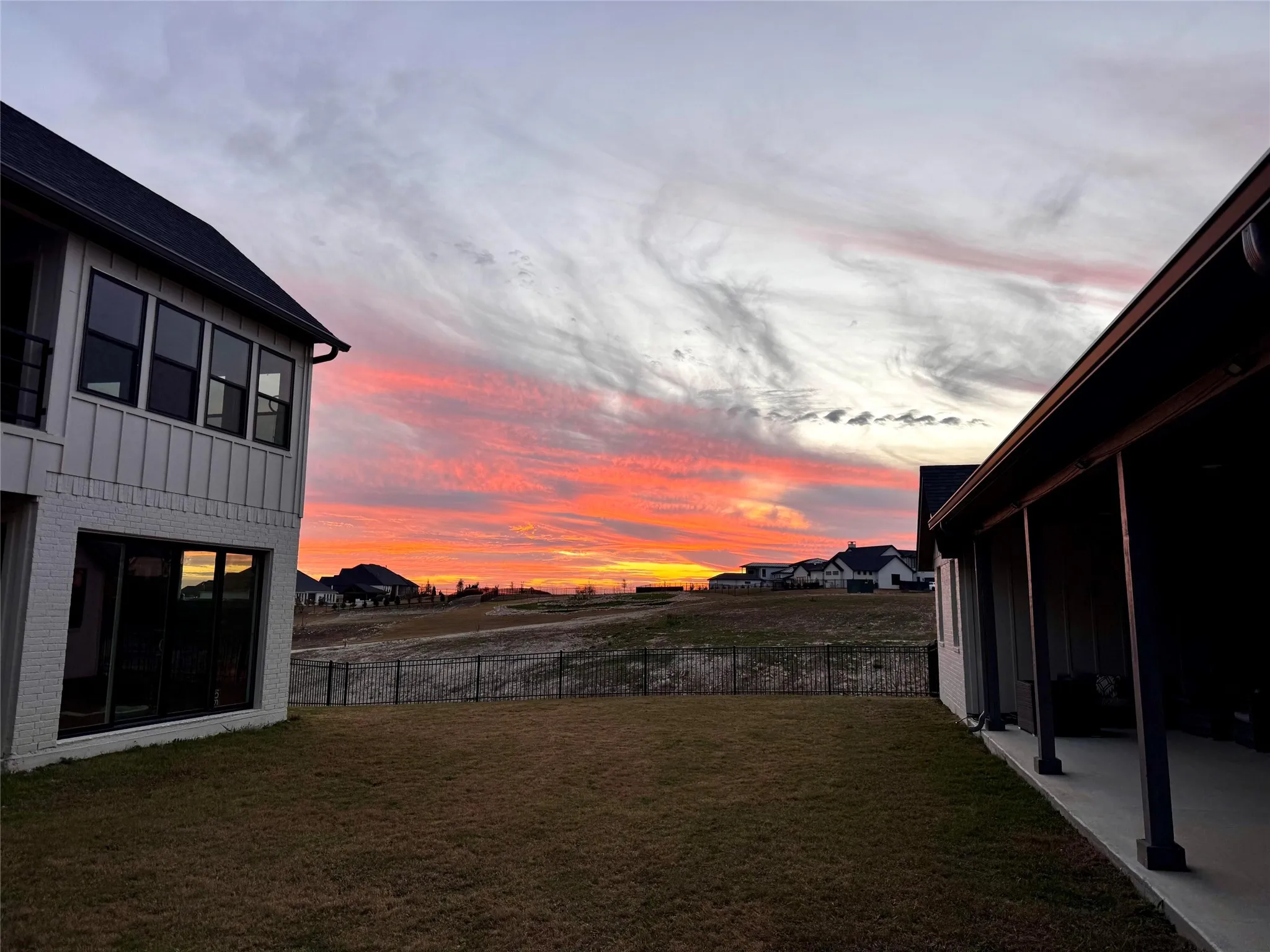 Single Family Residence For Sale in Tarrant County , 12301 Bella Sera Drive, Fort Worth, Texas 76126, 5 Bedroom, 6 Bathroom, 4 Garage spaces, 6,330 Sqft, built in 2023, mls#21318414, Real Estate Agent in Fort Worth, Homes For Sale in Tarrant county, Homes For Sale in Fort Worth, Realtor in Fort Worth Texas, Real Estate Brokerage Independent Realty Texas, Luminita Cordes Realtor