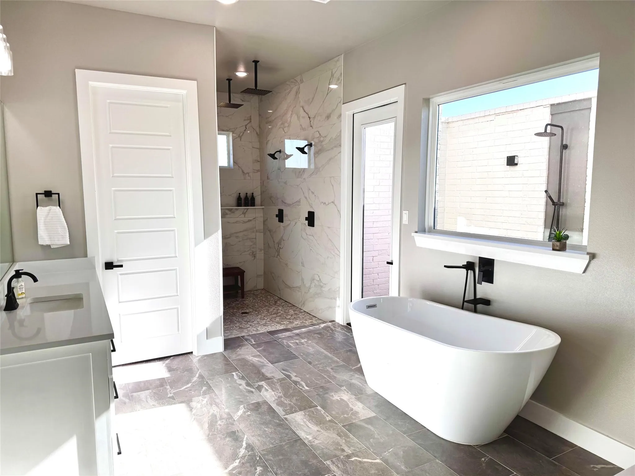 Single Family Residence For Sale in Tarrant County , 12301 Bella Sera Drive, Fort Worth, Texas 76126, 5 Bedroom, 6 Bathroom, 4 Garage spaces, 6,330 Sqft, built in 2023, mls#21318414, Real Estate Agent in Fort Worth, Homes For Sale in Tarrant county, Homes For Sale in Fort Worth, Realtor in Fort Worth Texas, Real Estate Brokerage Independent Realty Texas, Luminita Cordes Realtor
