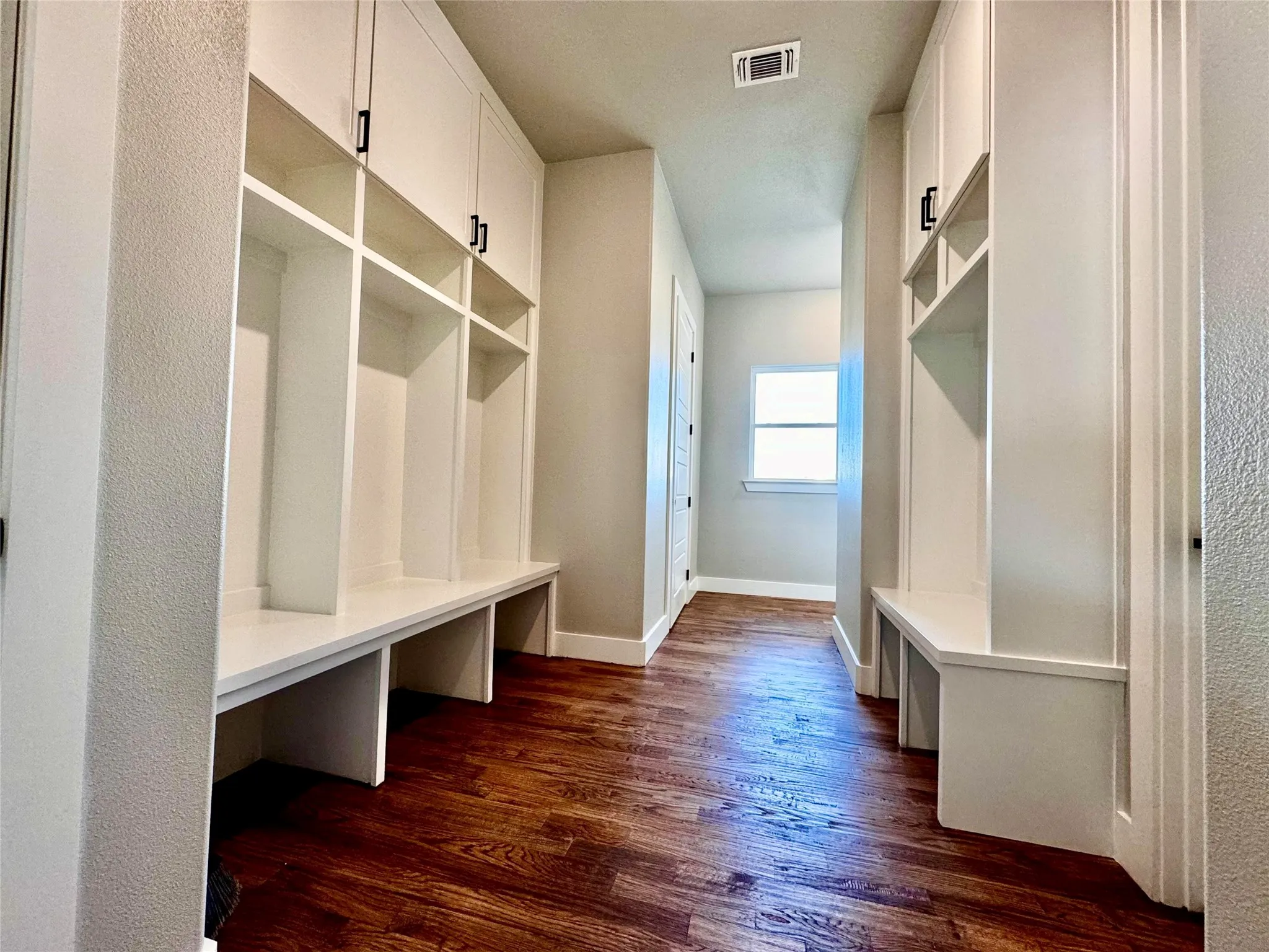 Single Family Residence For Sale in Tarrant County , 12301 Bella Sera Drive, Fort Worth, Texas 76126, 5 Bedroom, 6 Bathroom, 4 Garage spaces, 6,330 Sqft, built in 2023, mls#21318414, Real Estate Agent in Fort Worth, Homes For Sale in Tarrant county, Homes For Sale in Fort Worth, Realtor in Fort Worth Texas, Real Estate Brokerage Independent Realty Texas, Luminita Cordes Realtor