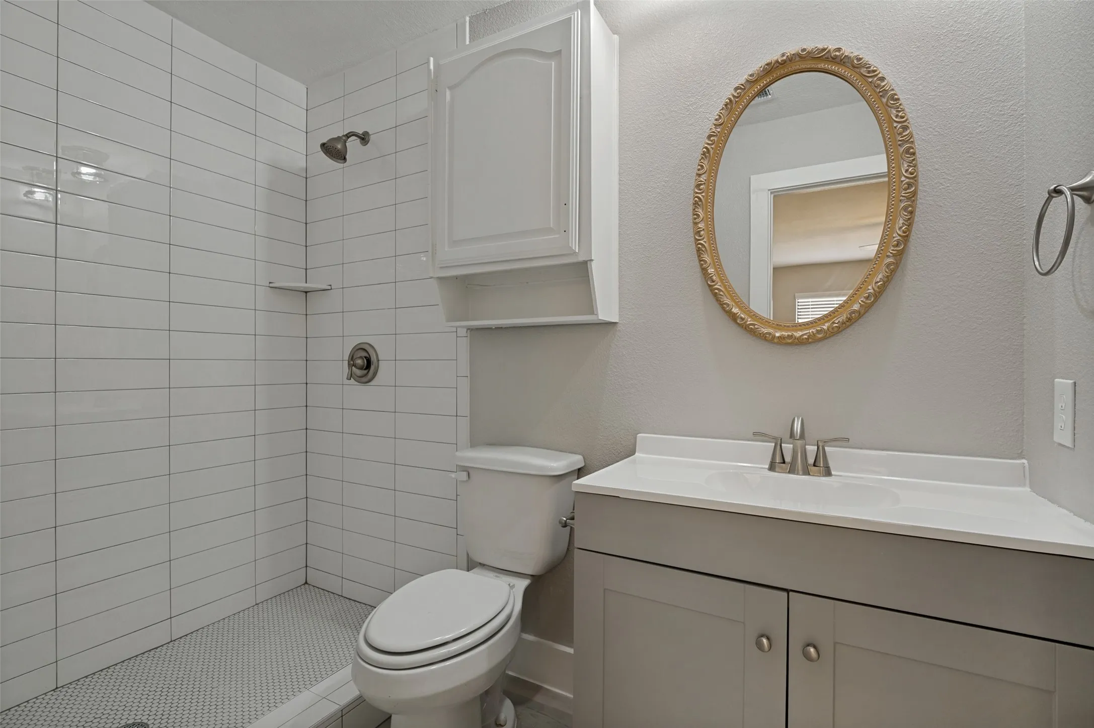 Single Family Residence For Sale in Dallas County , 7334 Oakmore Drive, Dallas, Texas 75249, 4 Bedroom, 2 Bathroom, 2 Garage spaces, 2,083 Sqft, built in 1979, mls#21301922, Real Estate Agent in Dallas, Homes For Sale in Dallas county, Homes For Sale in Dallas, Realtor in Dallas Texas, Real Estate Brokerage Independent Realty Texas, Luminita Cordes Realtor