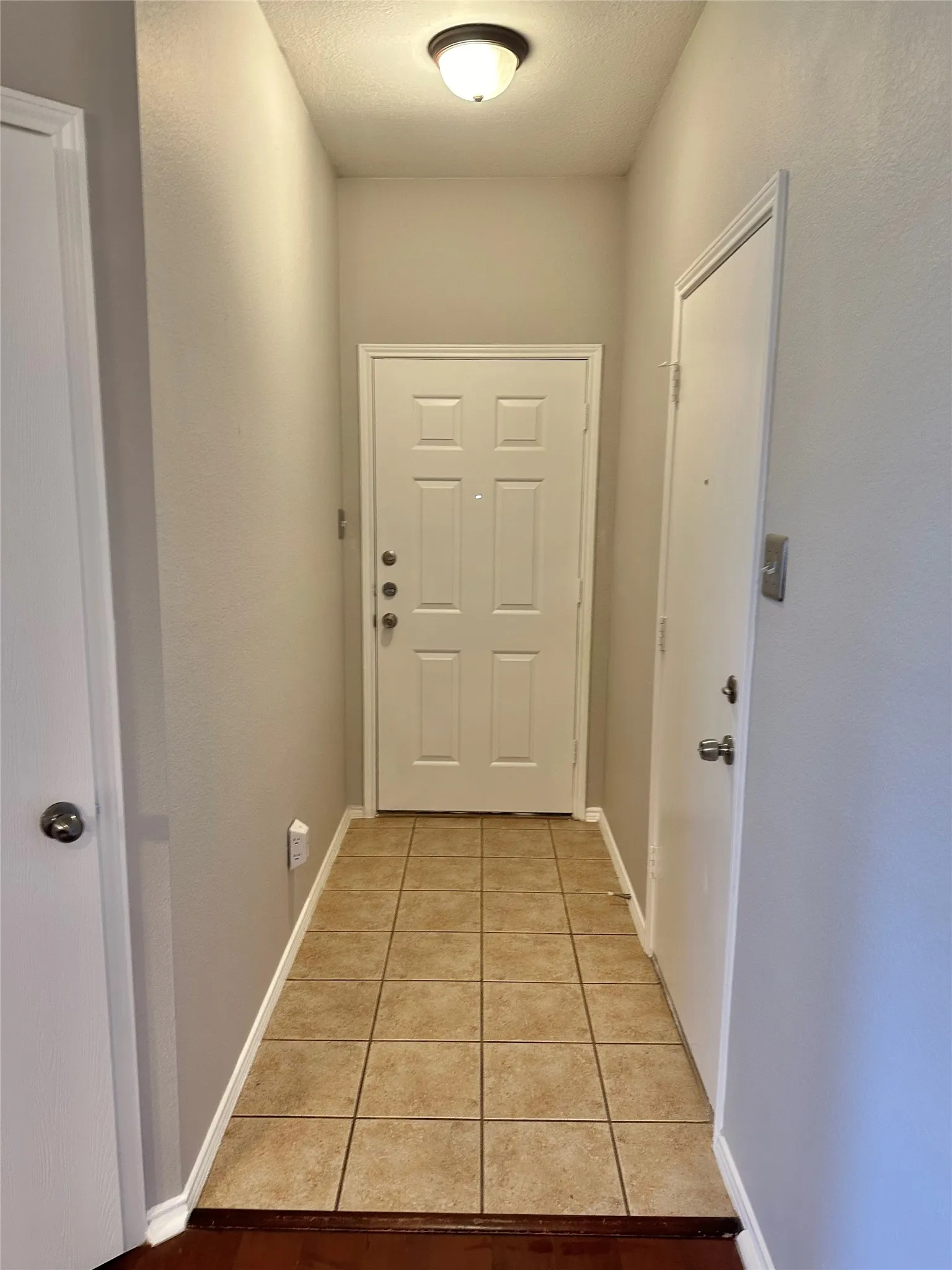 Single Family Residence For Rent in Tarrant County , 4905 Spur Ridge Court, Fort Worth, Texas 76244, 3 Bedroom, 2 Bathroom, 2 Garage spaces, 1,532 Sqft, built in 2002, mls#21318446, Real Estate Agent in Fort Worth, Homes For Rent in Tarrant county, Homes For Rent in Fort Worth, Realtor in Fort Worth Texas, Real Estate Brokerage Independent Realty Texas, Luminita Cordes Realtor