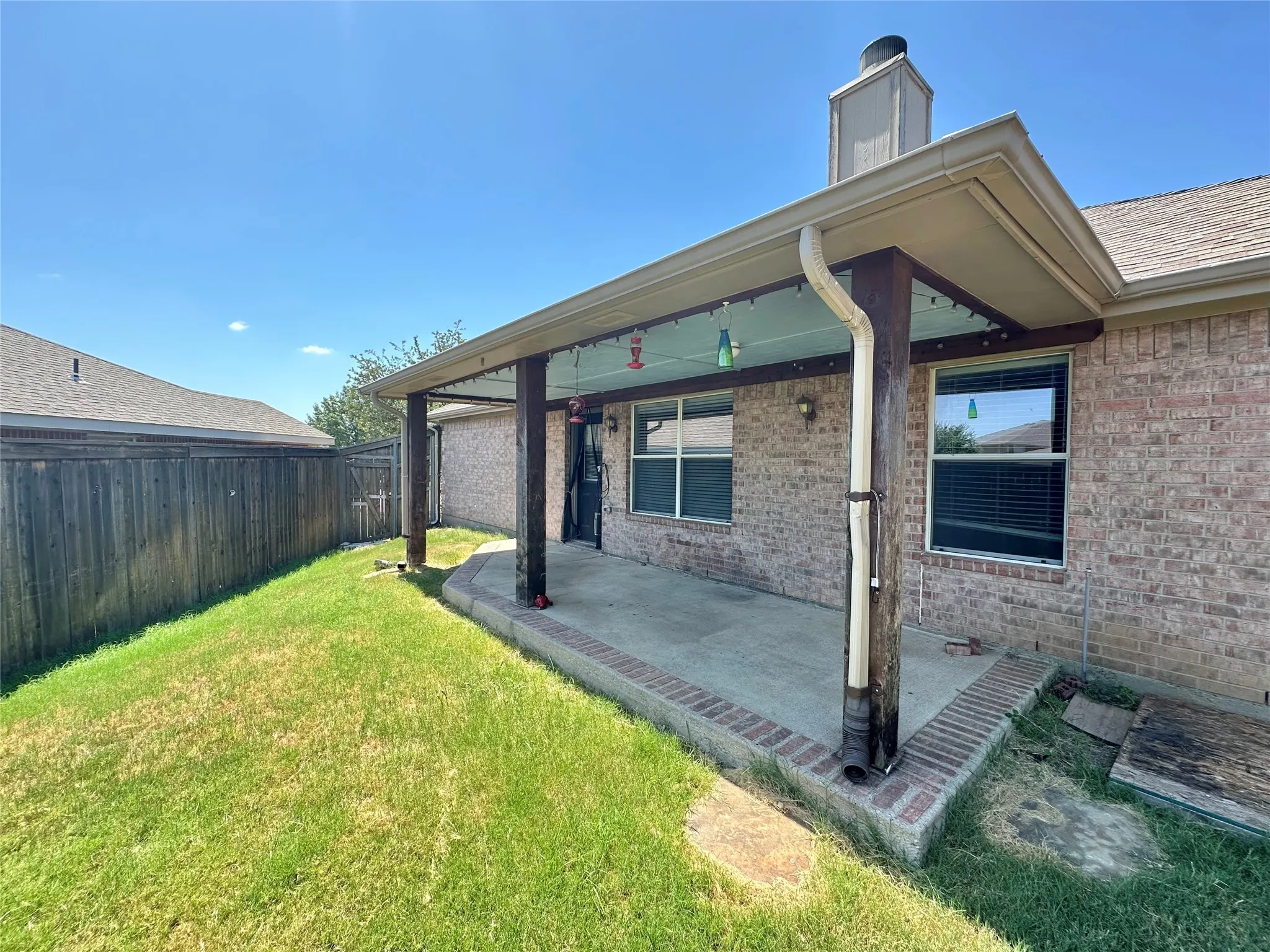 Single Family Residence For Rent in Tarrant County , 4905 Spur Ridge Court, Fort Worth, Texas 76244, 3 Bedroom, 2 Bathroom, 2 Garage spaces, 1,532 Sqft, built in 2002, mls#21318446, Real Estate Agent in Fort Worth, Homes For Rent in Tarrant county, Homes For Rent in Fort Worth, Realtor in Fort Worth Texas, Real Estate Brokerage Independent Realty Texas, Luminita Cordes Realtor