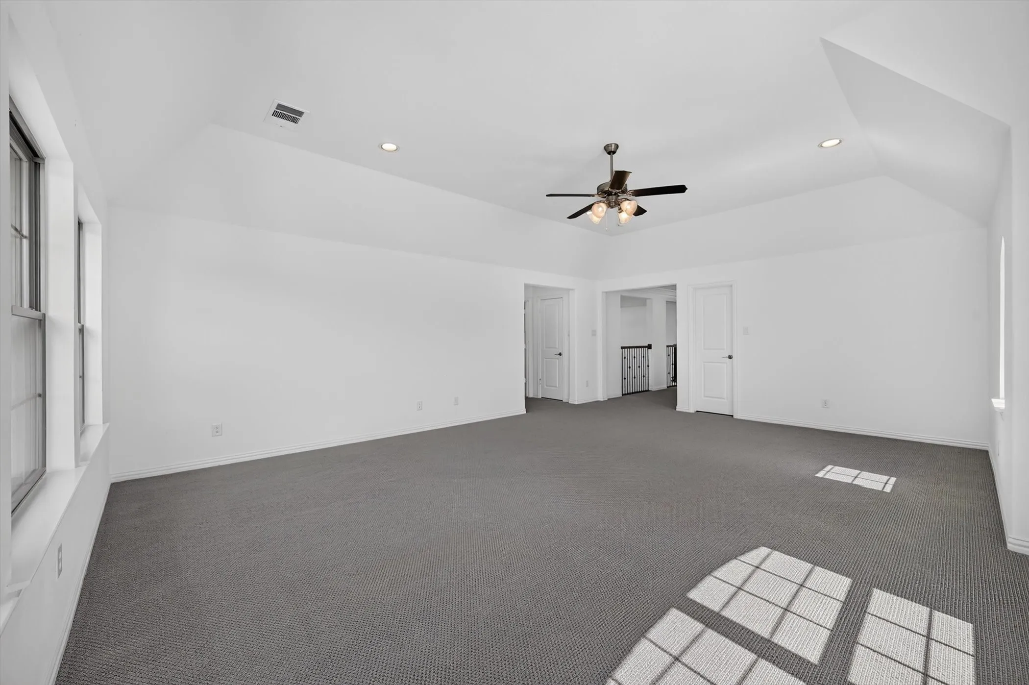 Single Family Residence For Sale in Denton County , 4560 Silver Spur Drive, Prosper, Texas 75078, 5 Bedrooms, 6 Bathrooms, 3 Garage spaces, 4,828 Sqft, built in 2022, Price $1,214,900, mls#21315941, Real Estate Agent in Prosper, Homes For Sale in Denton county, Homes For Sale in Prosper, Realtor in Prosper Texas, Real Estate Brokerage Independent Realty Texas, Luminita Cordes Realtor