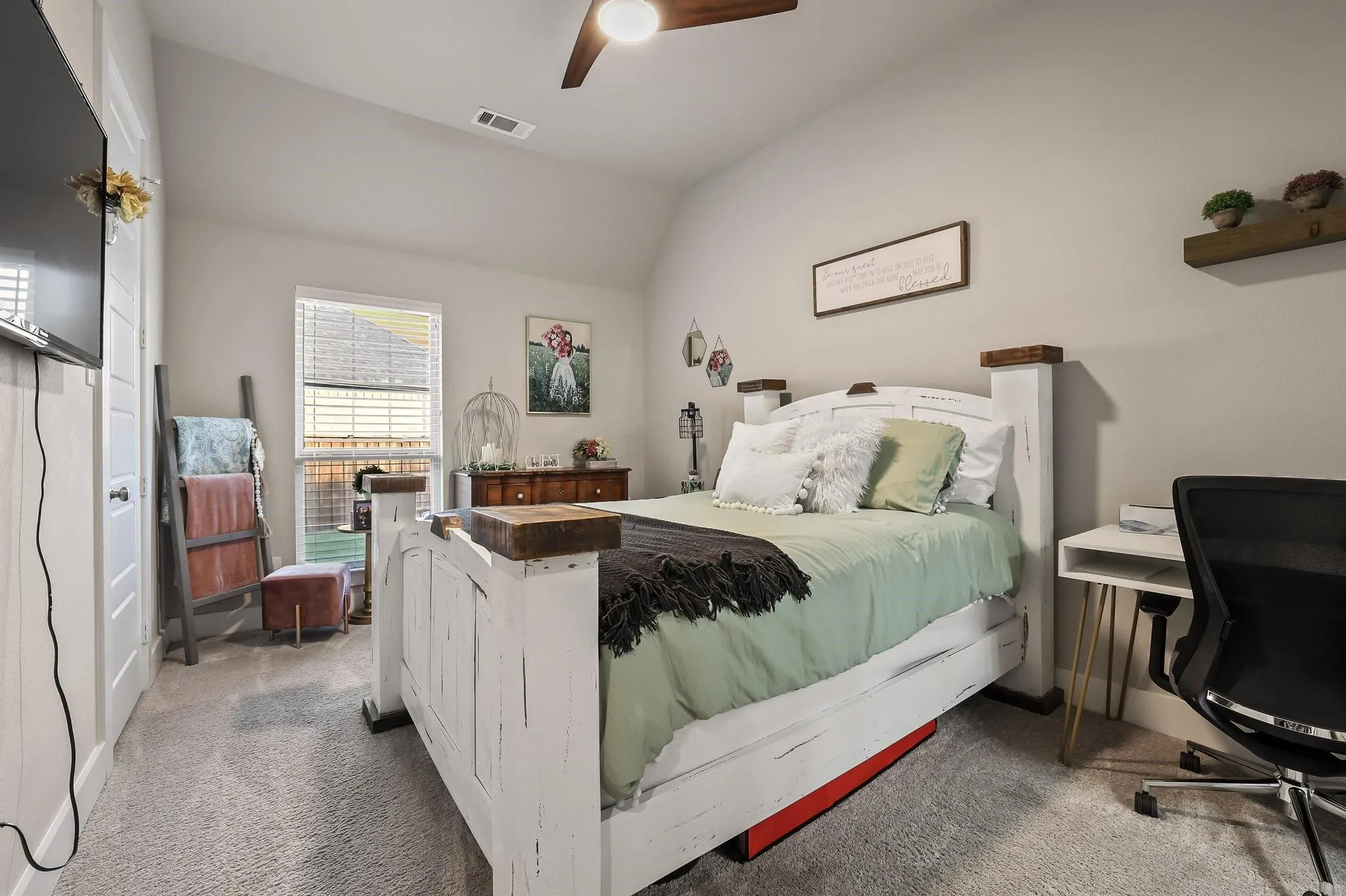 Single Family Residence For Sale in Grayson County , 1732 Cannon Street, Van Alstyne, Texas 75495, 4 Bedroom, 4 Bathroom, 3 Garage spaces, 3,191 Sqft, built in 2022, mls#21314487, Real Estate Agent in Van Alstyne, Homes For Sale in Grayson county, Homes For Sale in Van Alstyne, Realtor in Van Alstyne Texas, Real Estate Brokerage Independent Realty Texas, Luminita Cordes Realtor