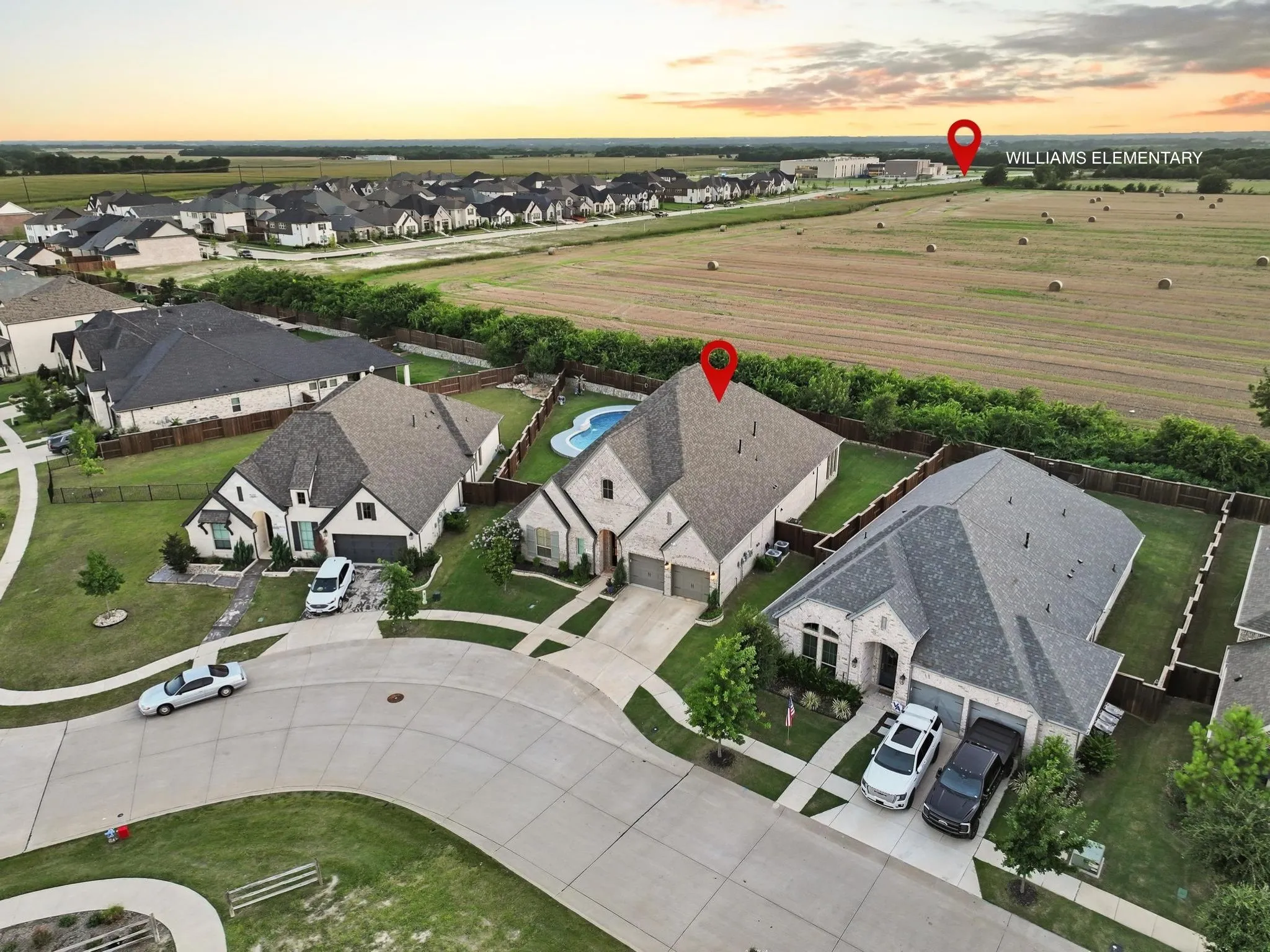 Single Family Residence For Sale in Grayson County , 1732 Cannon Street, Van Alstyne, Texas 75495, 4 Bedroom, 4 Bathroom, 3 Garage spaces, 3,191 Sqft, built in 2022, mls#21314487, Real Estate Agent in Van Alstyne, Homes For Sale in Grayson county, Homes For Sale in Van Alstyne, Realtor in Van Alstyne Texas, Real Estate Brokerage Independent Realty Texas, Luminita Cordes Realtor
