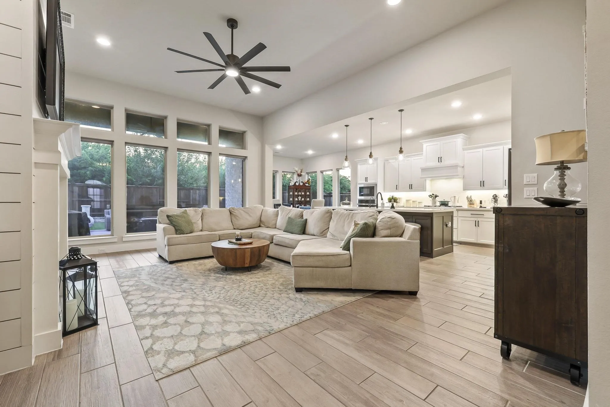Single Family Residence For Sale in Grayson County , 1732 Cannon Street, Van Alstyne, Texas 75495, 4 Bedroom, 4 Bathroom, 3 Garage spaces, 3,191 Sqft, built in 2022, mls#21314487, Real Estate Agent in Van Alstyne, Homes For Sale in Grayson county, Homes For Sale in Van Alstyne, Realtor in Van Alstyne Texas, Real Estate Brokerage Independent Realty Texas, Luminita Cordes Realtor