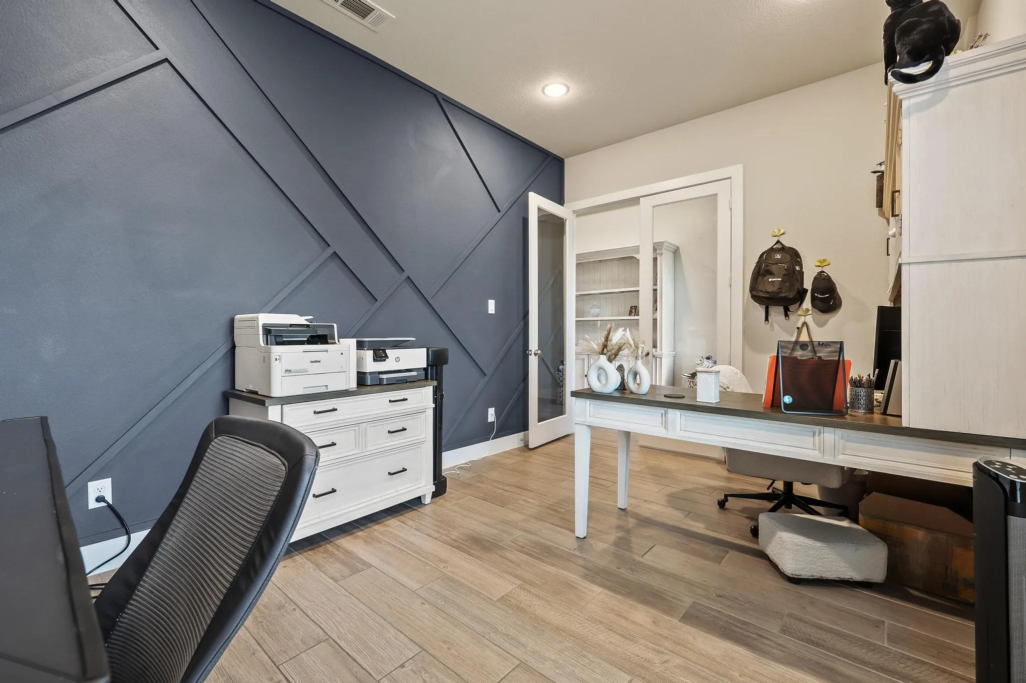 Single Family Residence For Sale in Grayson County , 1732 Cannon Street, Van Alstyne, Texas 75495, 4 Bedroom, 4 Bathroom, 3 Garage spaces, 3,191 Sqft, built in 2022, mls#21314487, Real Estate Agent in Van Alstyne, Homes For Sale in Grayson county, Homes For Sale in Van Alstyne, Realtor in Van Alstyne Texas, Real Estate Brokerage Independent Realty Texas, Luminita Cordes Realtor