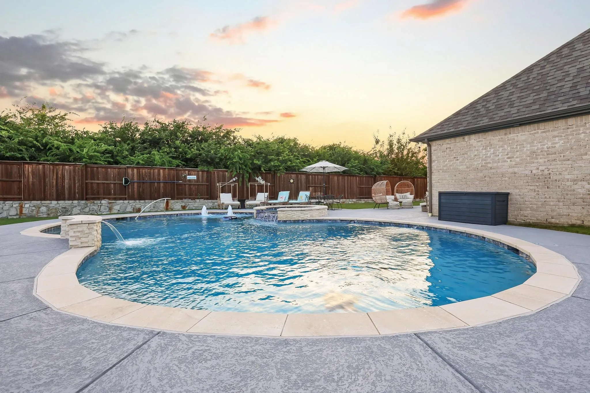 Single Family Residence For Sale in Grayson County , 1732 Cannon Street, Van Alstyne, Texas 75495, 4 Bedroom, 4 Bathroom, 3 Garage spaces, 3,191 Sqft, built in 2022, mls#21314487, Real Estate Agent in Van Alstyne, Homes For Sale in Grayson county, Homes For Sale in Van Alstyne, Realtor in Van Alstyne Texas, Real Estate Brokerage Independent Realty Texas, Luminita Cordes Realtor