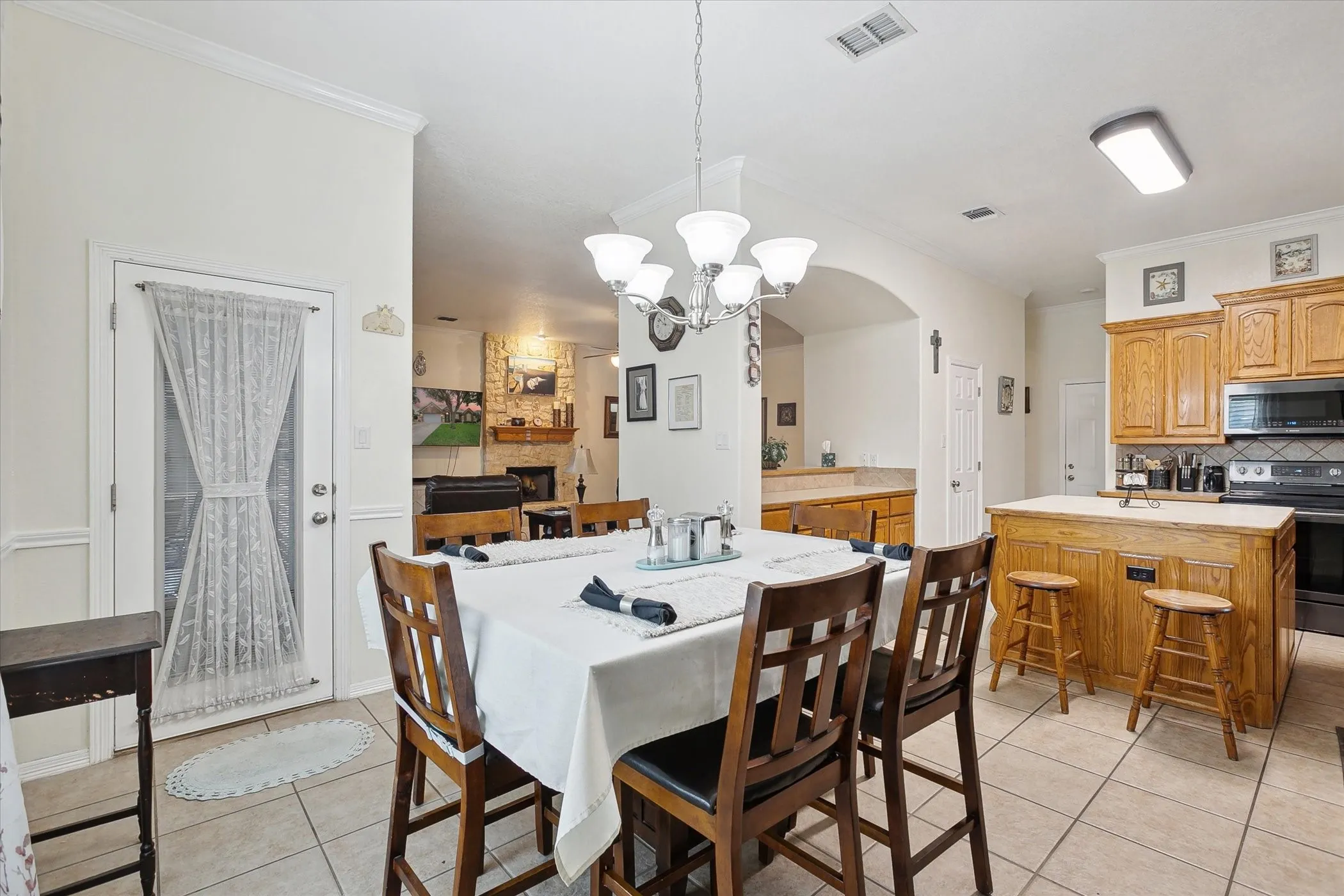 Open dining, kitchen and living room!