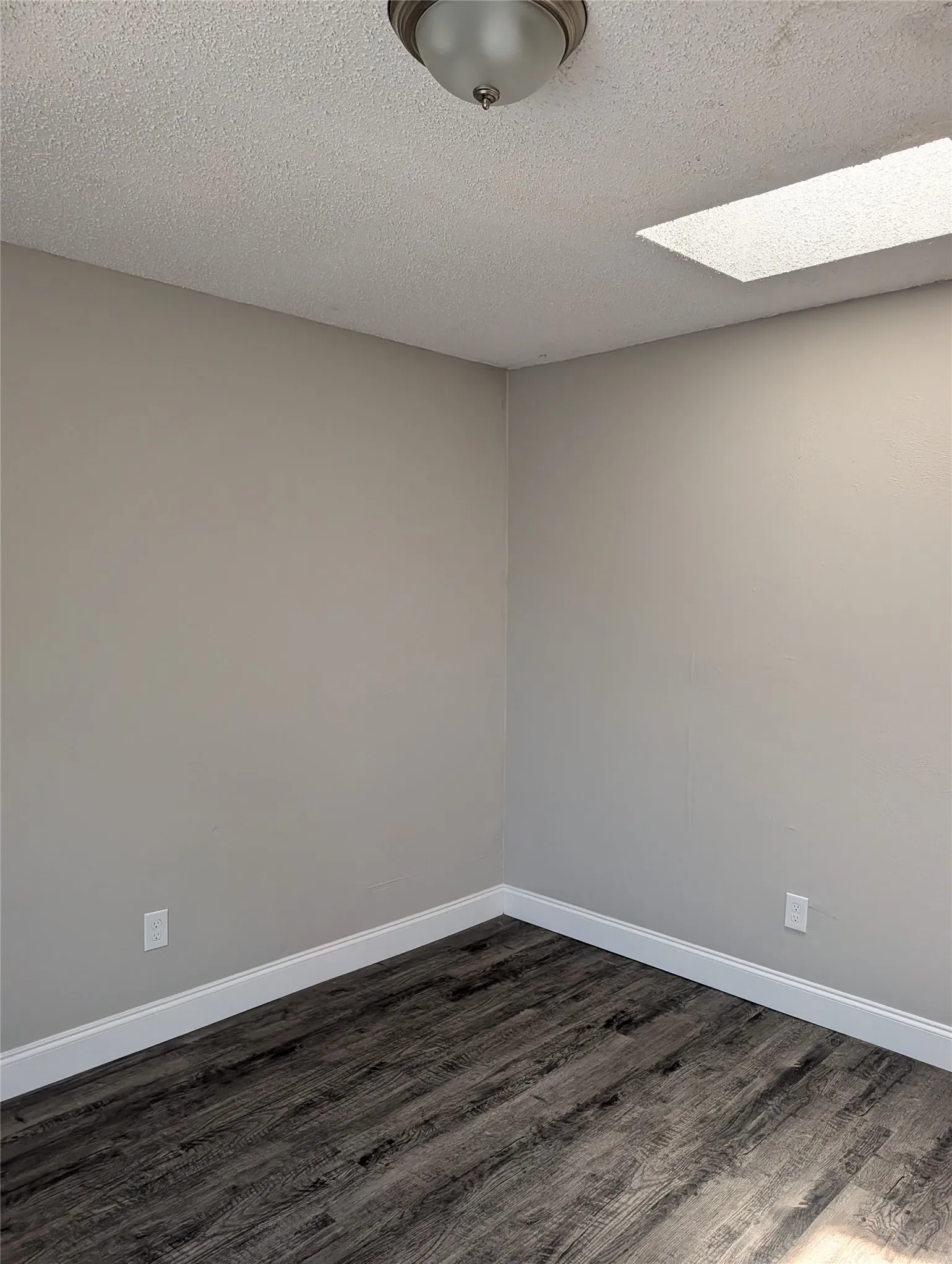 Single Family Residence For Rent in Tarrant County , 1116 Cindy Street, Crowley, Texas 76036, 3 Bedroom, 2 Bathroom, 2 Garage spaces, 1,414 Sqft, built in 1976, mls#21318474, Real Estate Agent in Crowley, Homes For Rent in Tarrant county, Homes For Rent in Crowley, Realtor in Crowley Texas, Real Estate Brokerage Independent Realty Texas, Luminita Cordes Realtor