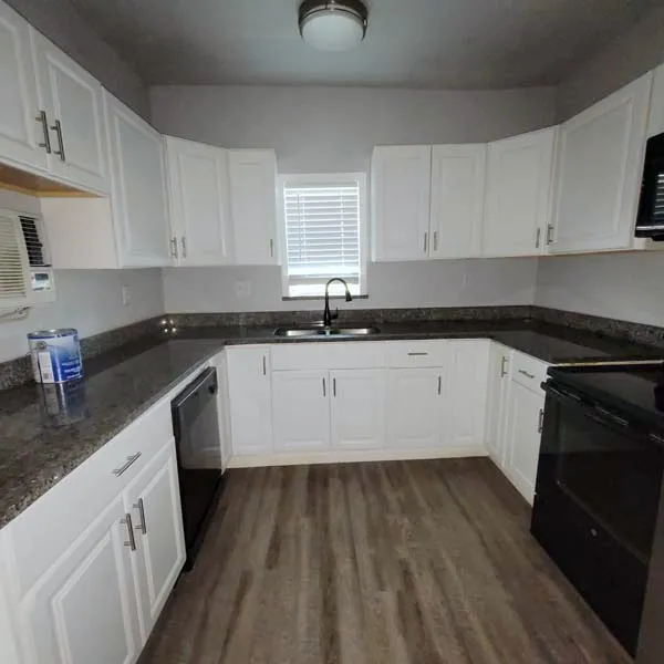 Duplex For Rent in Ellis County , 801 NW Main Street, Ennis, Texas 75119, 1 Bedroom, 1 Bathroom, Garage spaces, 700 Sqft, built in 1920, Price $1,125, mls#21318490, Real Estate Agent in Ennis, Homes For Rent in Ellis county, Homes For Rent in Ennis, Realtor in Ennis Texas, Real Estate Brokerage Independent Realty Texas, Luminita Cordes Realtor