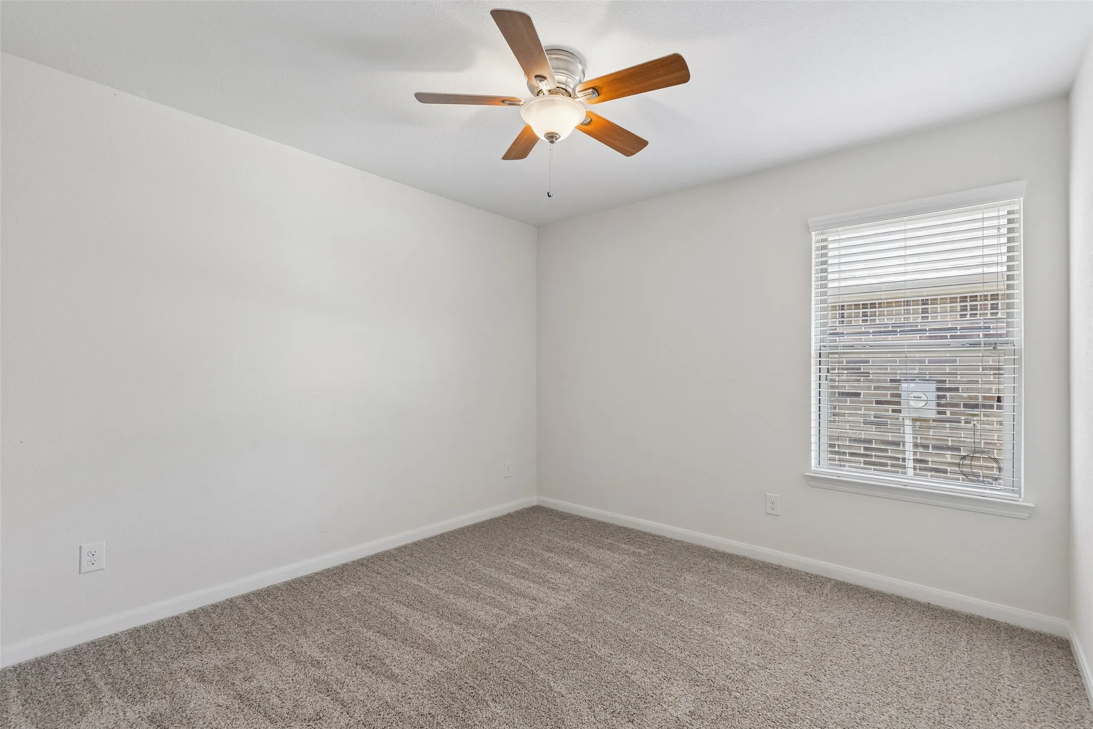 Single Family Residence For Sale in Tarrant County , 9105 Silver Dollar Drive, Fort Worth, Texas 76131, 4 Bedroom, 3 Bathroom, 2 Garage spaces, 2,868 Sqft, built in 2018, mls#21317683, Real Estate Agent in Fort Worth, Homes For Sale in Tarrant county, Homes For Sale in Fort Worth, Realtor in Fort Worth Texas, Real Estate Brokerage Independent Realty Texas, Luminita Cordes Realtor