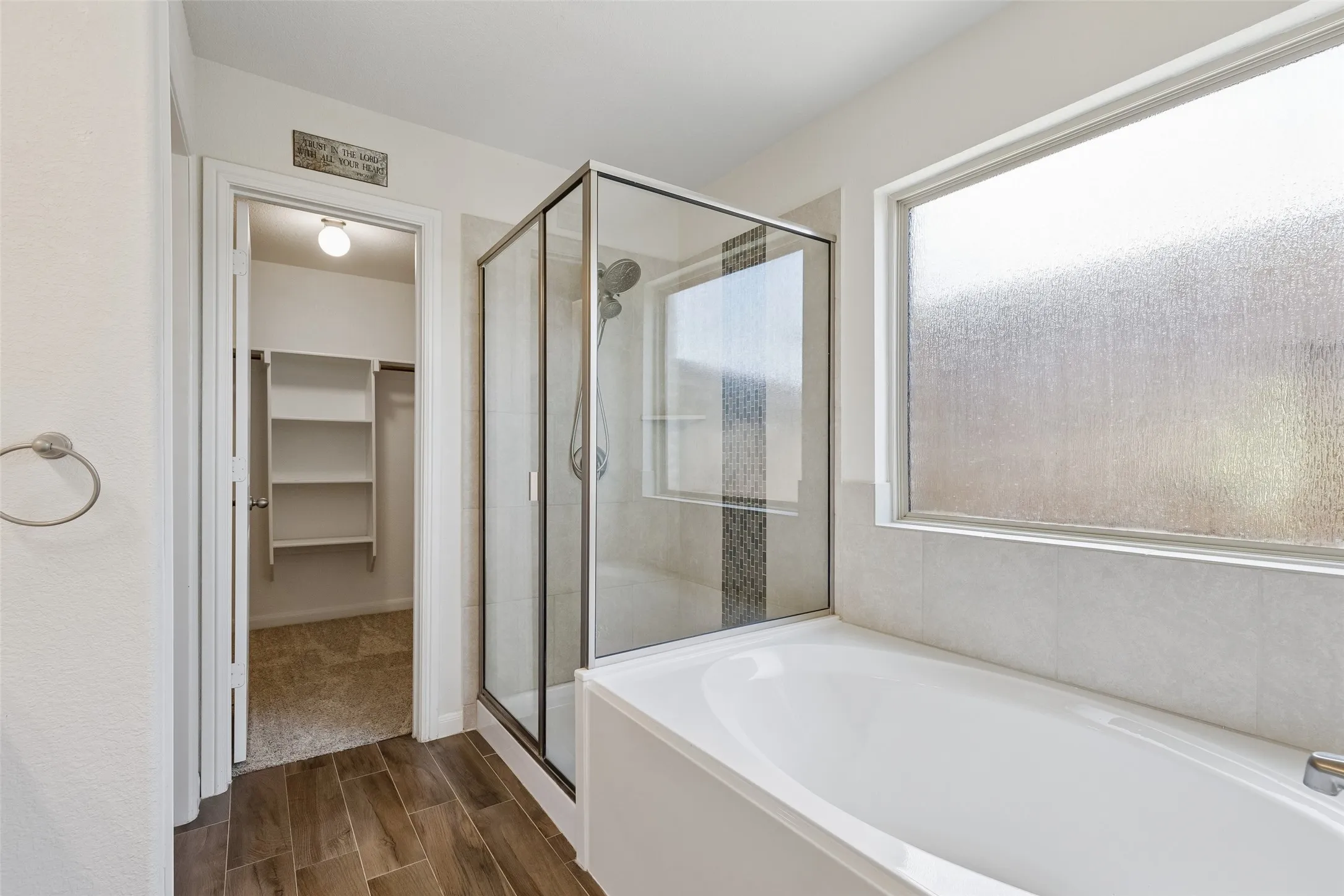 Single Family Residence For Sale in Tarrant County , 9105 Silver Dollar Drive, Fort Worth, Texas 76131, 4 Bedroom, 3 Bathroom, 2 Garage spaces, 2,868 Sqft, built in 2018, mls#21317683, Real Estate Agent in Fort Worth, Homes For Sale in Tarrant county, Homes For Sale in Fort Worth, Realtor in Fort Worth Texas, Real Estate Brokerage Independent Realty Texas, Luminita Cordes Realtor
