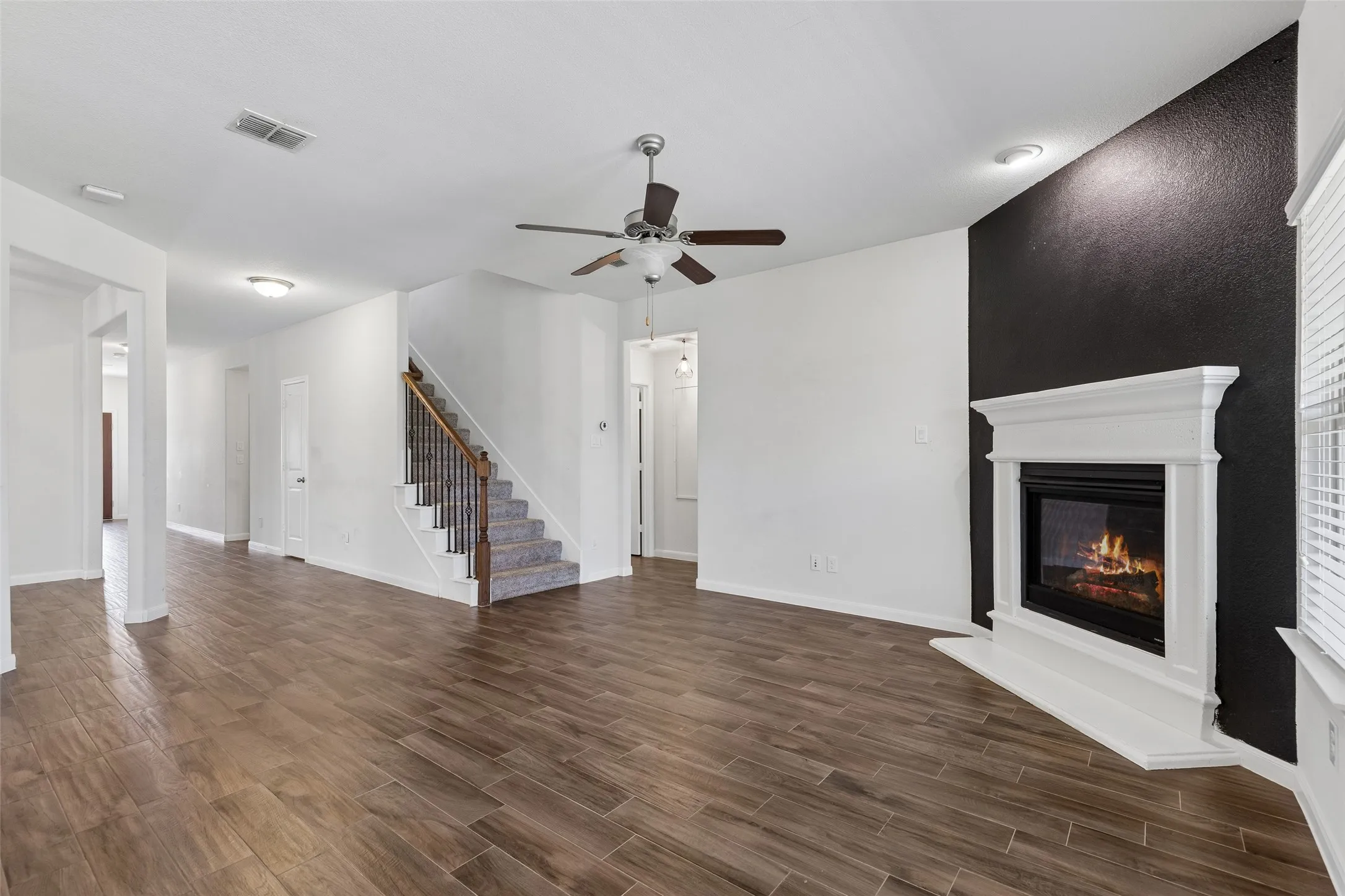 Single Family Residence For Sale in Tarrant County , 9105 Silver Dollar Drive, Fort Worth, Texas 76131, 4 Bedroom, 3 Bathroom, 2 Garage spaces, 2,868 Sqft, built in 2018, mls#21317683, Real Estate Agent in Fort Worth, Homes For Sale in Tarrant county, Homes For Sale in Fort Worth, Realtor in Fort Worth Texas, Real Estate Brokerage Independent Realty Texas, Luminita Cordes Realtor