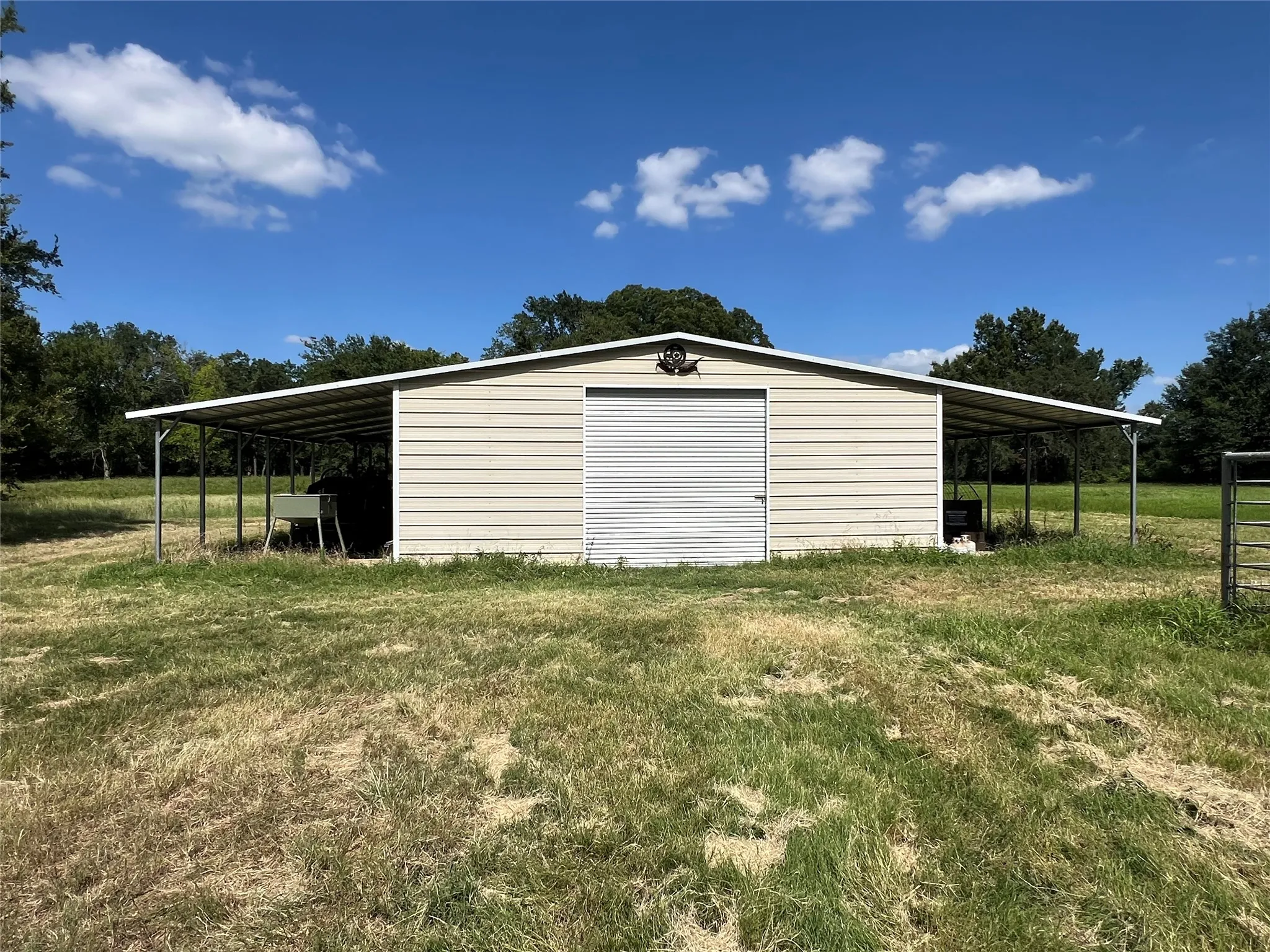 Unimproved Land For Sale in Hopkins County , TBD County Road 4719, Cumby, Texas 75433, 0, 0, Garage spaces, 0 Sqft, built in 0, mls#21318213, Real Estate Agent in Cumby, Homes For Sale in Hopkins county, Homes For Sale in Cumby, Realtor in Cumby Texas, Real Estate Brokerage Independent Realty Texas, Luminita Cordes Realtor