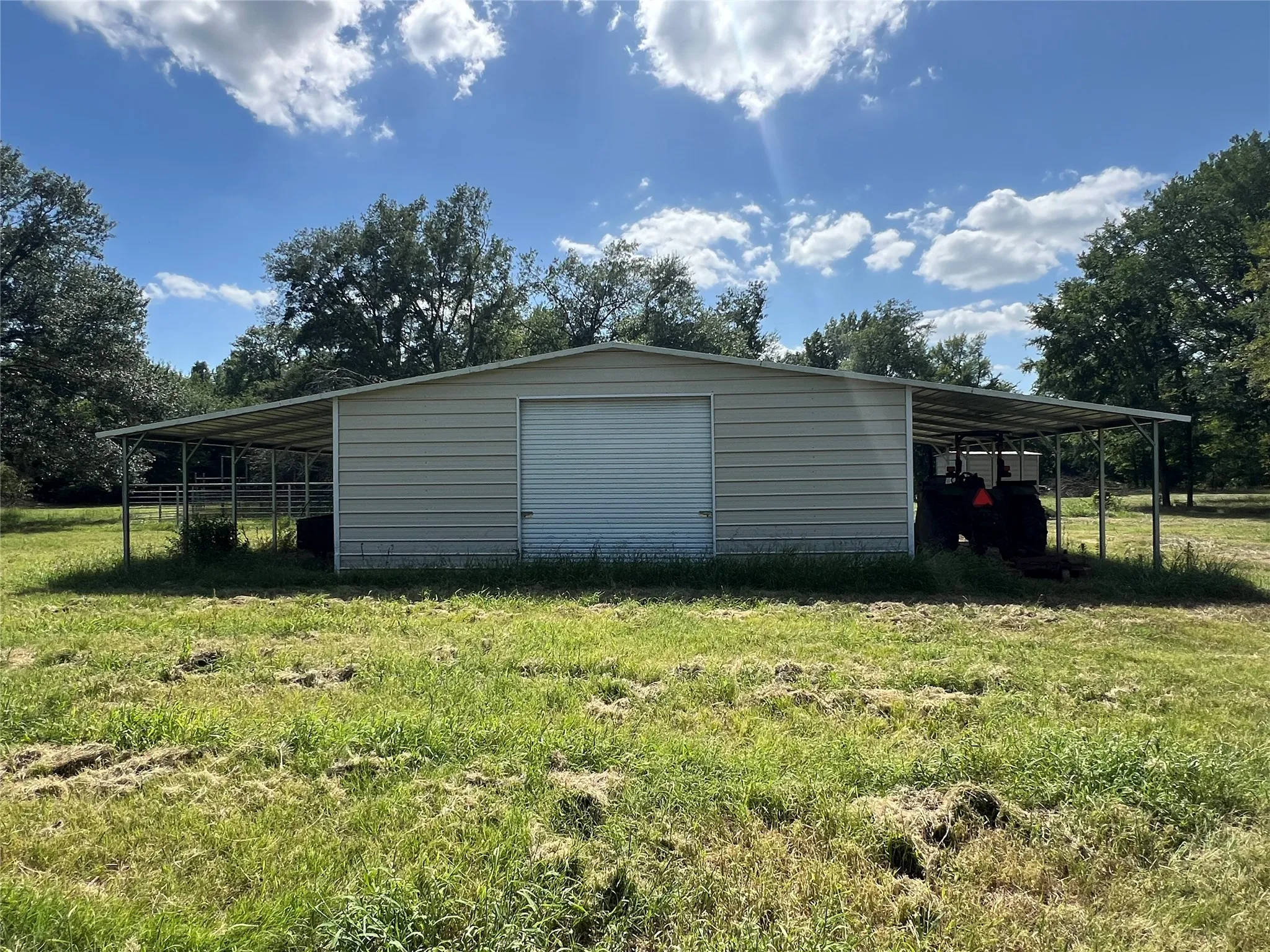 Unimproved Land For Sale in Hopkins County , TBD County Road 4719, Cumby, Texas 75433, 0, 0, Garage spaces, 0 Sqft, built in 0, mls#21318213, Real Estate Agent in Cumby, Homes For Sale in Hopkins county, Homes For Sale in Cumby, Realtor in Cumby Texas, Real Estate Brokerage Independent Realty Texas, Luminita Cordes Realtor