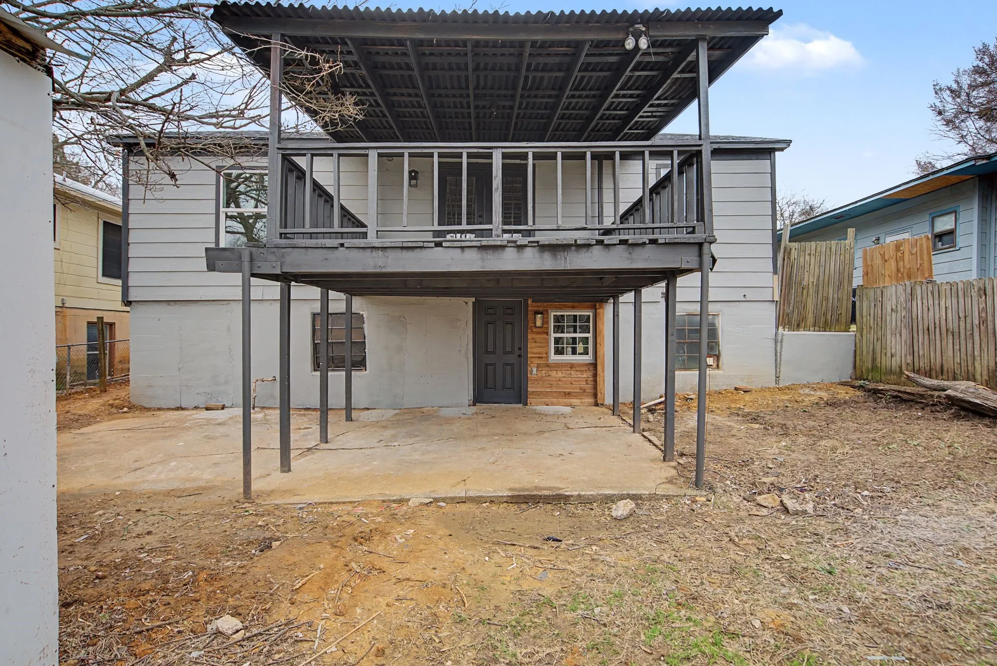 Single Family Residence For Sale in Grayson County , 1411 W Gandy Street, Denison, Texas 75020, 5 Bedroom, 3 Bathroom, Garage spaces, 2,240 Sqft, built in 1940, mls#21318504, Real Estate Agent in Denison, Homes For Sale in Grayson county, Homes For Sale in Denison, Realtor in Denison Texas, Real Estate Brokerage Independent Realty Texas, Luminita Cordes Realtor