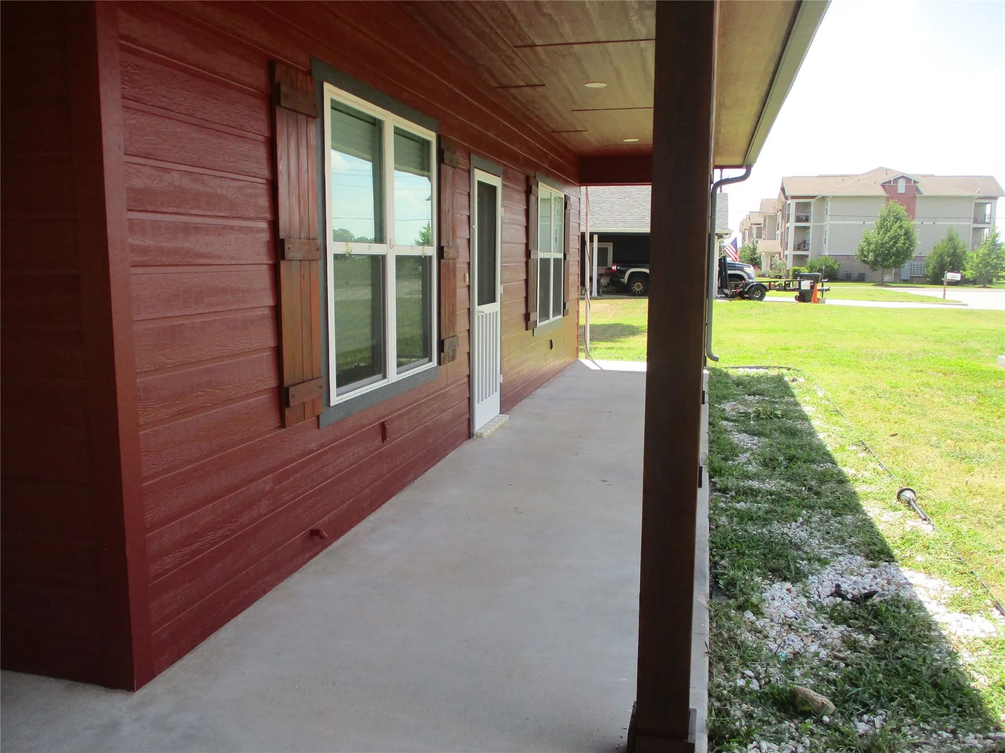 Single Family Residence For Sale in Rains County , 148 Mill Street, Emory, Texas 75440, 2 Bedroom, 2 Bathroom, Garage spaces, 1,214 Sqft, built in 2021, mls#21318523, Real Estate Agent in Emory, Homes For Sale in Rains county, Homes For Sale in Emory, Realtor in Emory Texas, Real Estate Brokerage Independent Realty Texas, Luminita Cordes Realtor