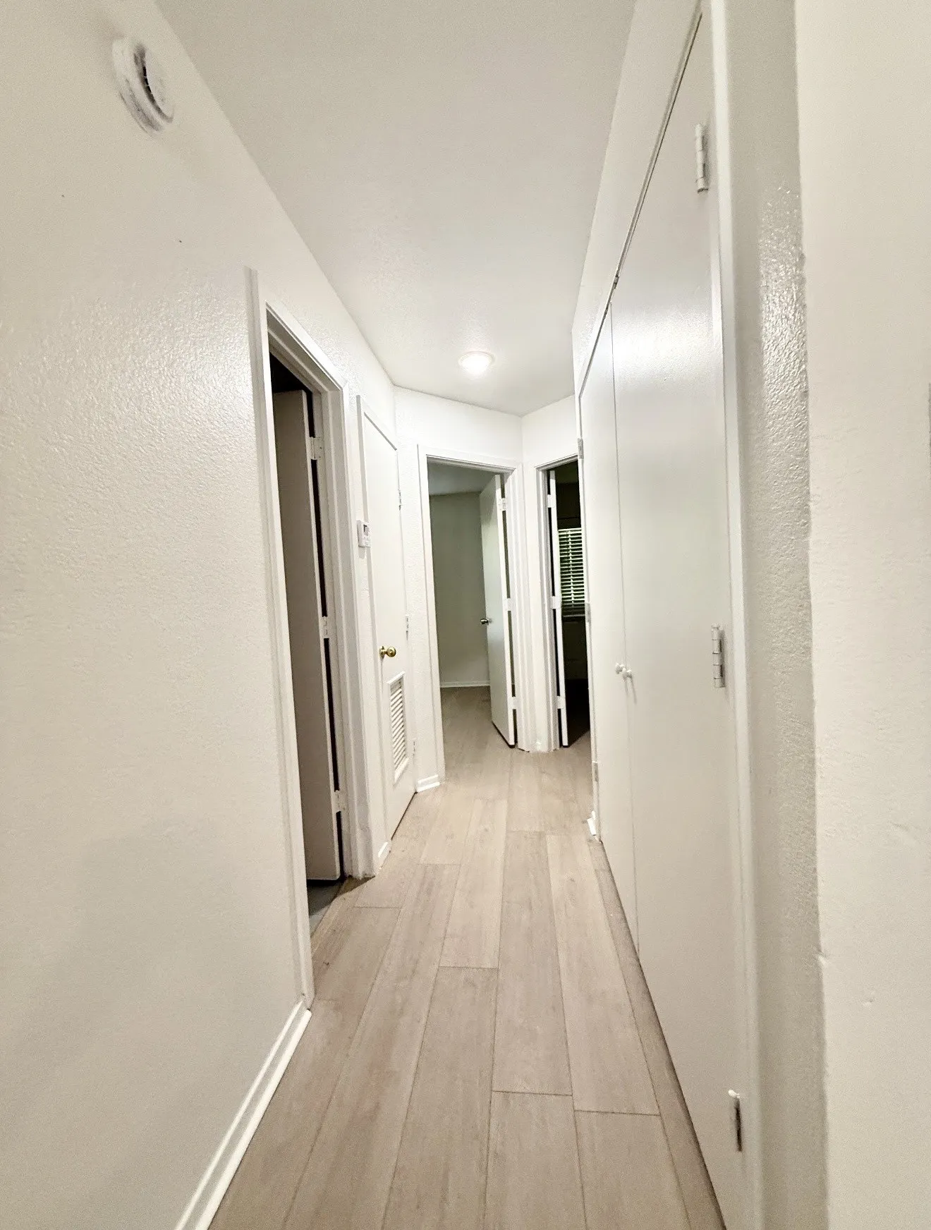 Duplex For Sale in Bell County , 506 W Green Avenue, Killeen, Texas 76541, 4 Bedroom, 2 Bathroom, Garage spaces, 0 Sqft, built in 1998, mls#21318526, Real Estate Agent in Killeen, Homes For Sale in Bell county, Homes For Sale in Killeen, Realtor in Killeen Texas, Real Estate Brokerage Independent Realty Texas, Luminita Cordes Realtor